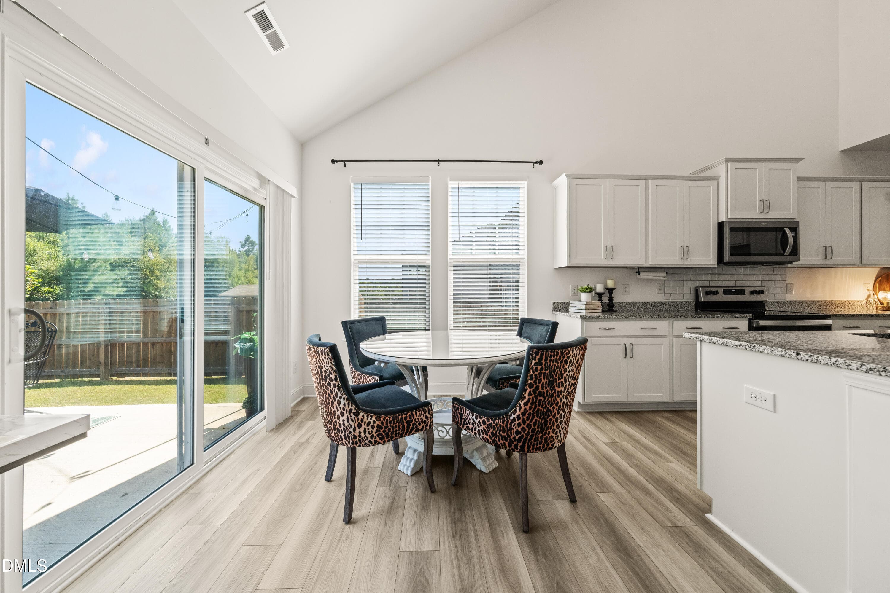 Eat-In Kitchen - 25 Shining Amber Way, Franklinton, NC 27525, Franklinton