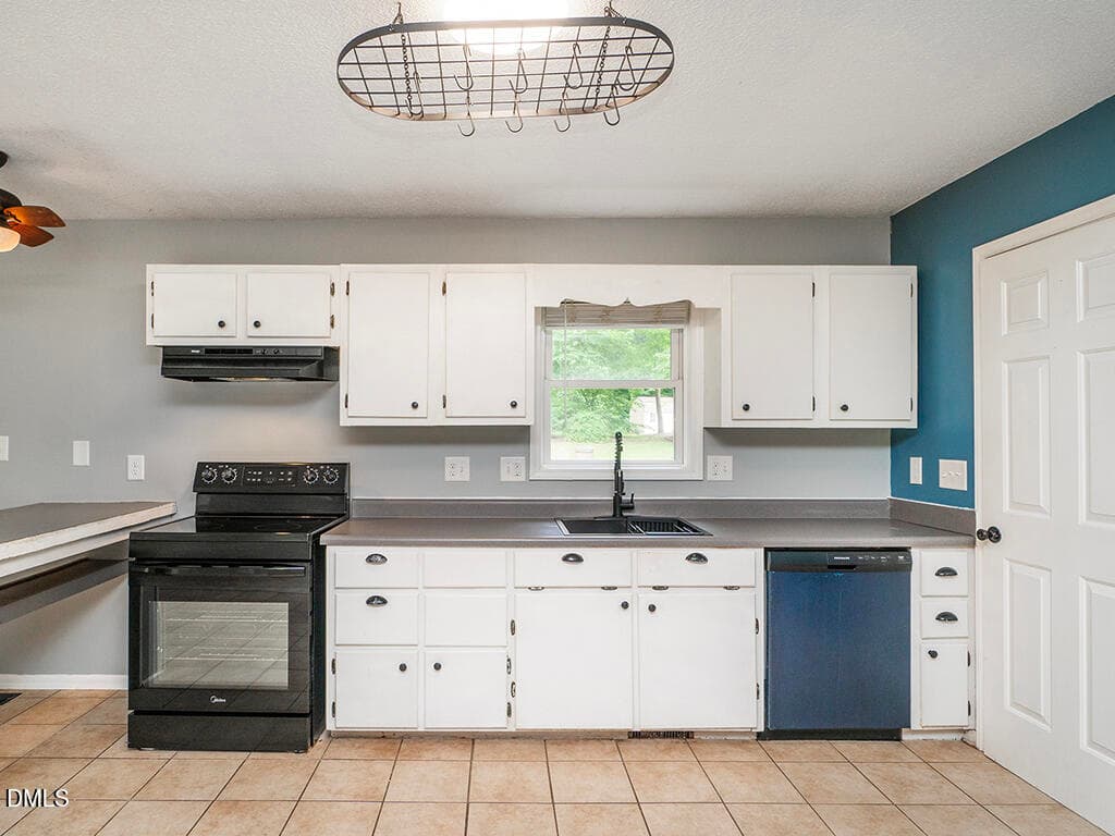 12 948_Gboro-CHRd Kitchen4_MLS - 948 W Greensboro Chapel Hill Road, Snow Camp, NC 27349, Snow Camp