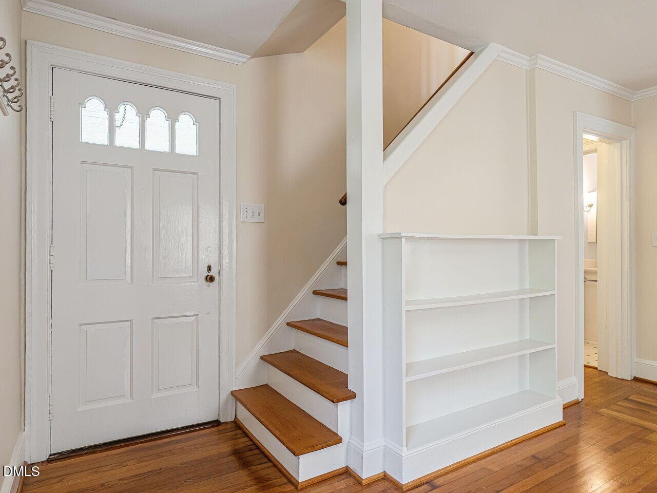 007-1280x960-foyer - 1411 Doughton Street, Raleigh, NC 27608, Raleigh
