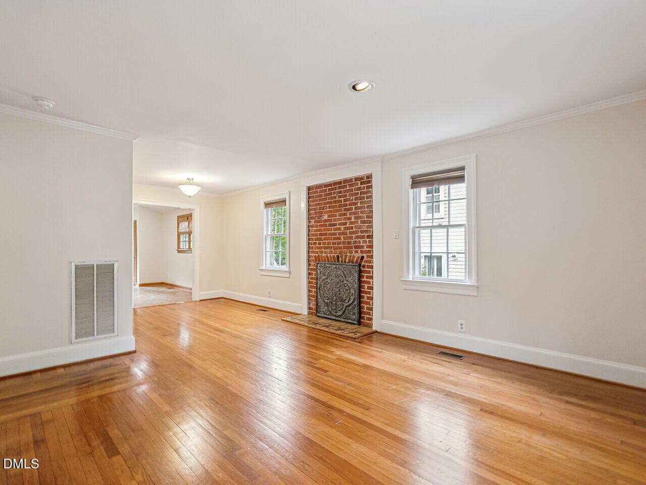 008-1280x960-living-room - 1411 Doughton Street, Raleigh, NC 27608, Raleigh