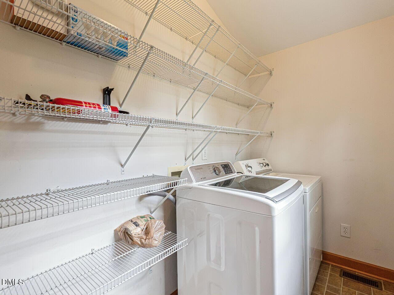 017-1280x960-laundry - 1411 Doughton Street, Raleigh, NC 27608, Raleigh