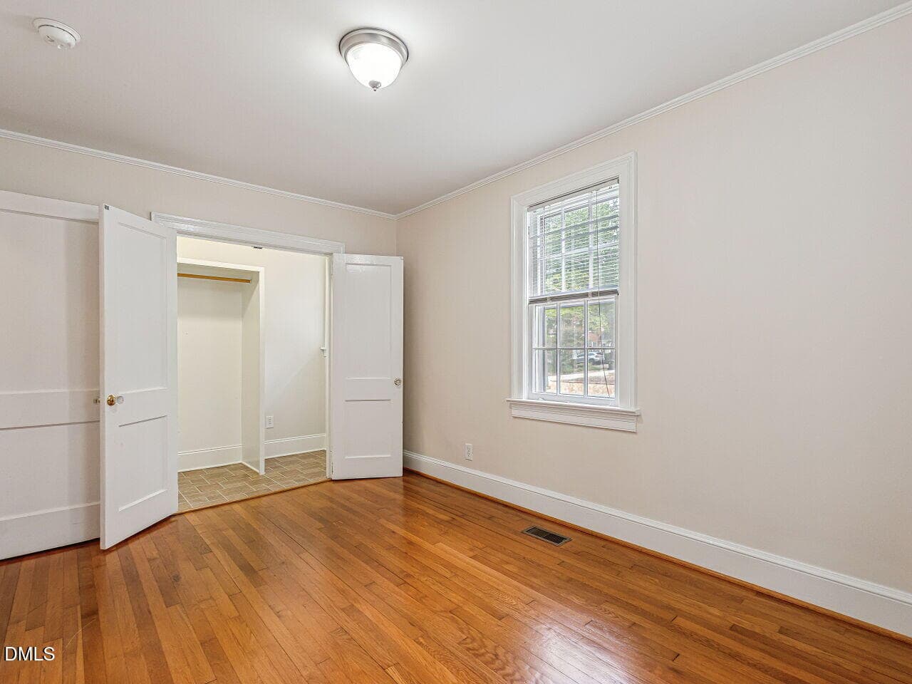 019-1280x960-primary-bedroom - 1411 Doughton Street, Raleigh, NC 27608, Raleigh