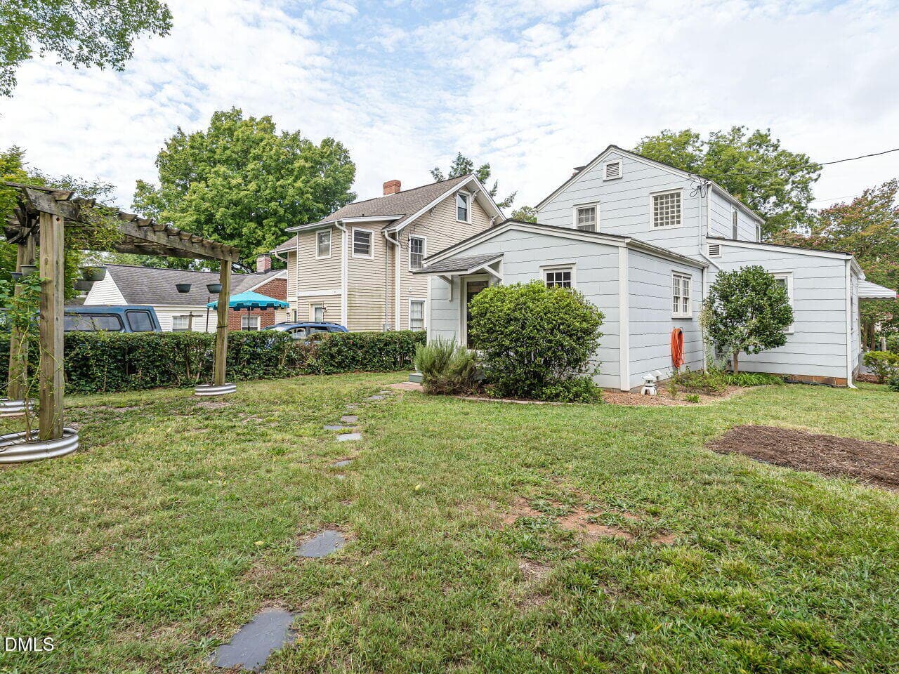 028-1280x960-backyard - 1411 Doughton Street, Raleigh, NC 27608, Raleigh