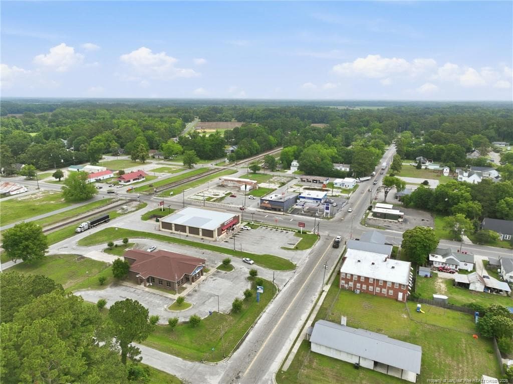 Photo 31 - 98 S Fayetteville Street, Parkton, NC 28371, Parkton