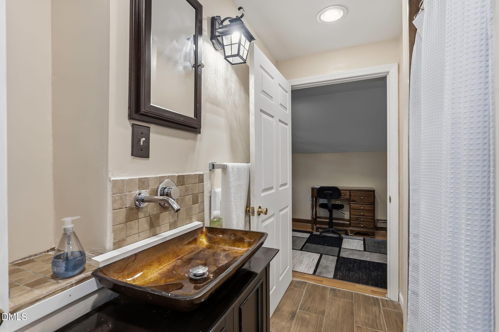 . - 2537 Booker Creek Road, Chapel Hill, NC 27514, Chapel Hill