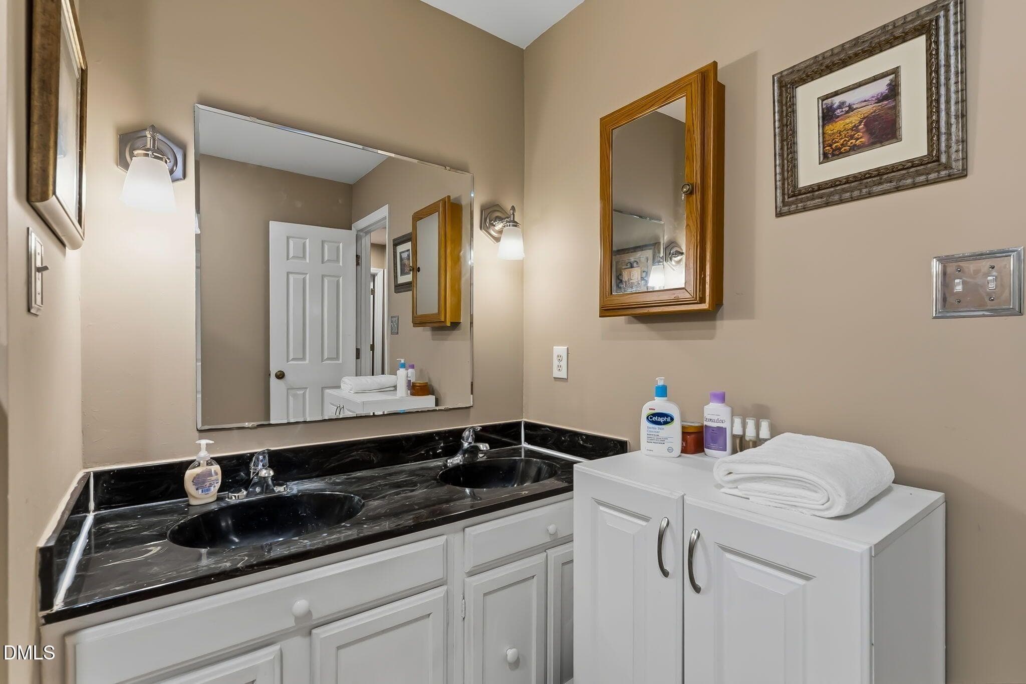 . - 2537 Booker Creek Road, Chapel Hill, NC 27514, Chapel Hill