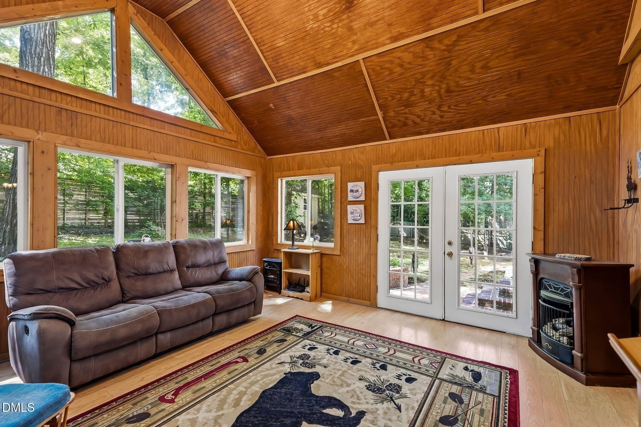 . - 2537 Booker Creek Road, Chapel Hill, NC 27514, Chapel Hill