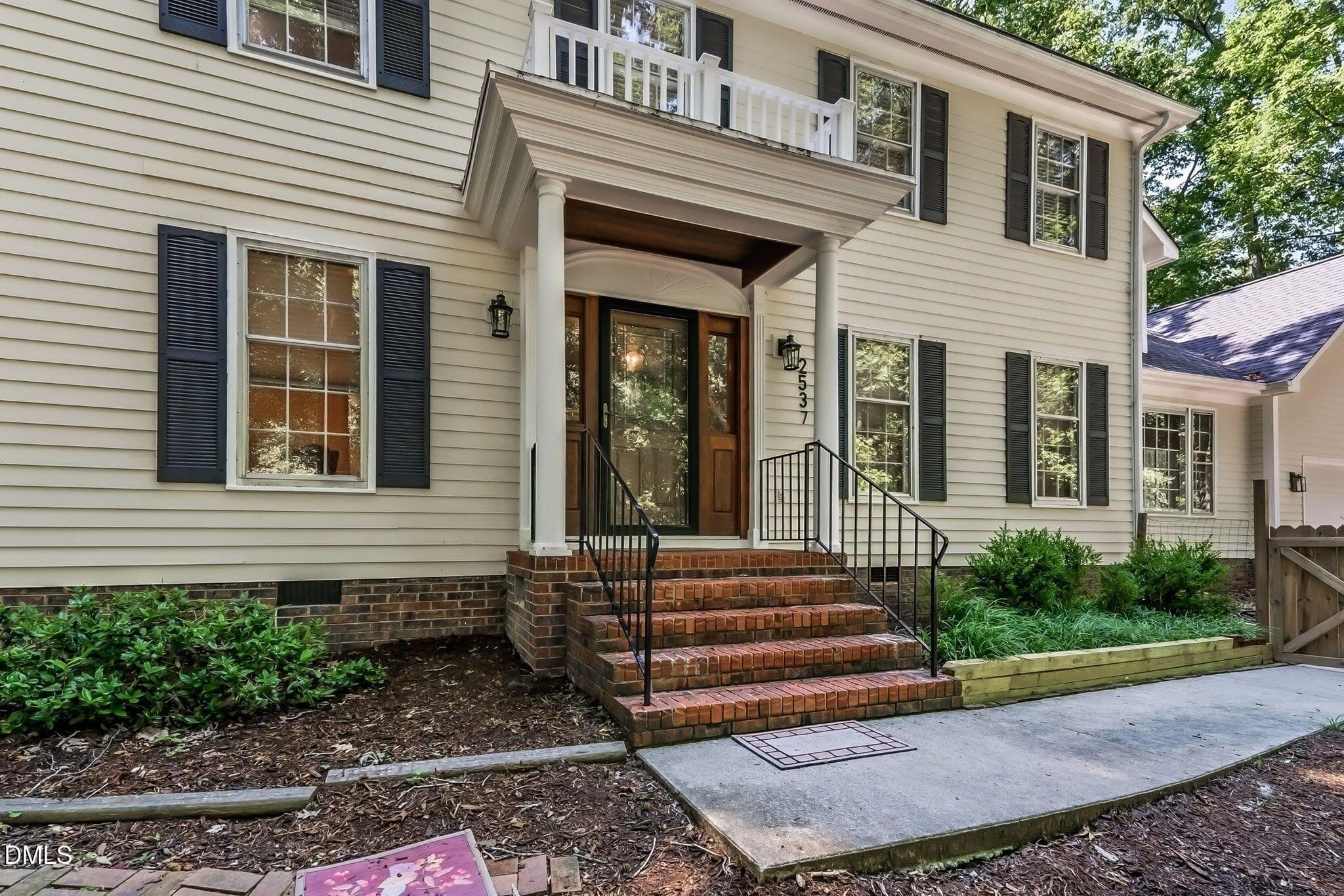 . - 2537 Booker Creek Road, Chapel Hill, NC 27514, Chapel Hill