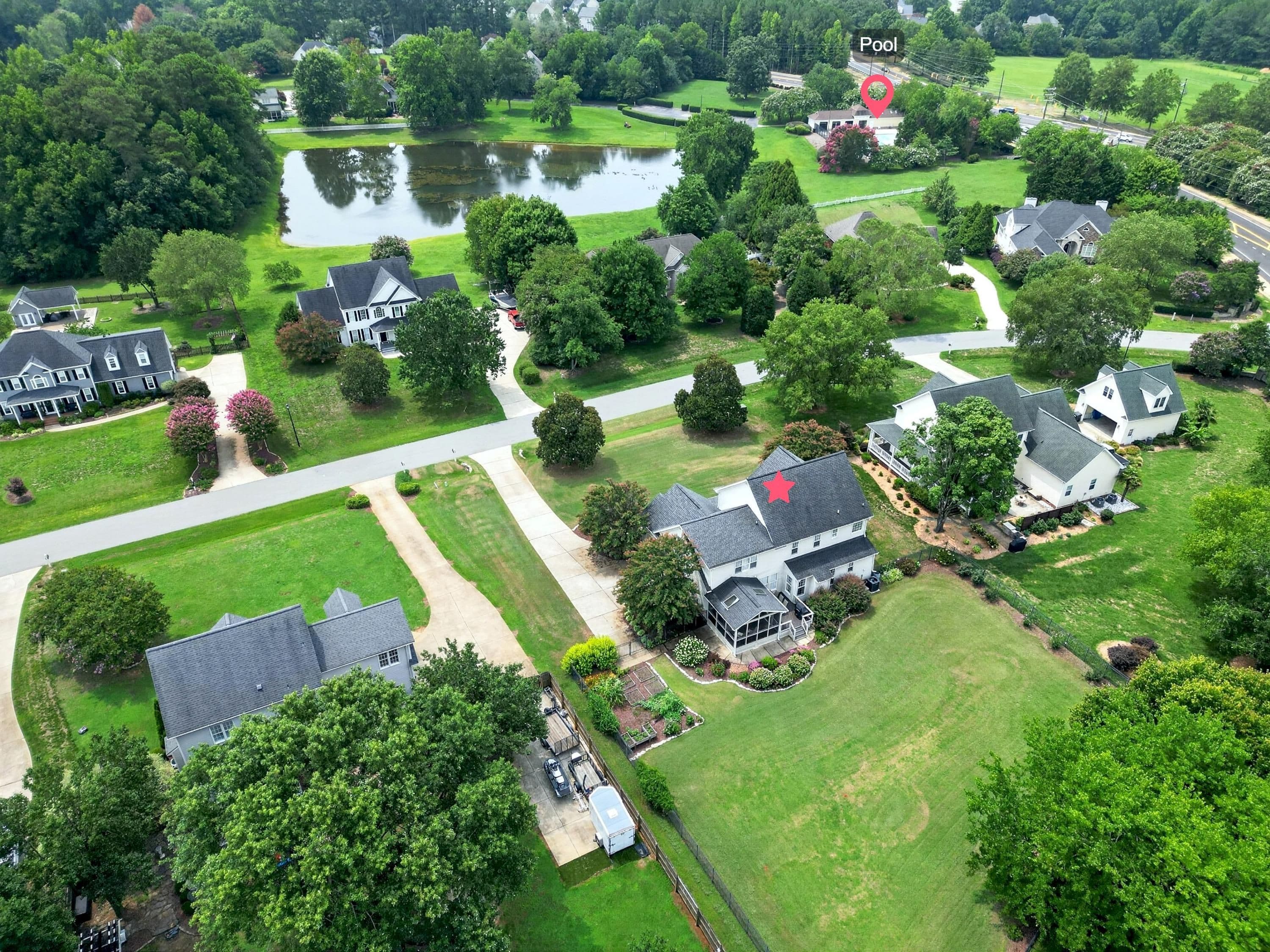 Community Pond and Pool - 3024 Whitehart Lane, Raleigh, NC 27606, Raleigh