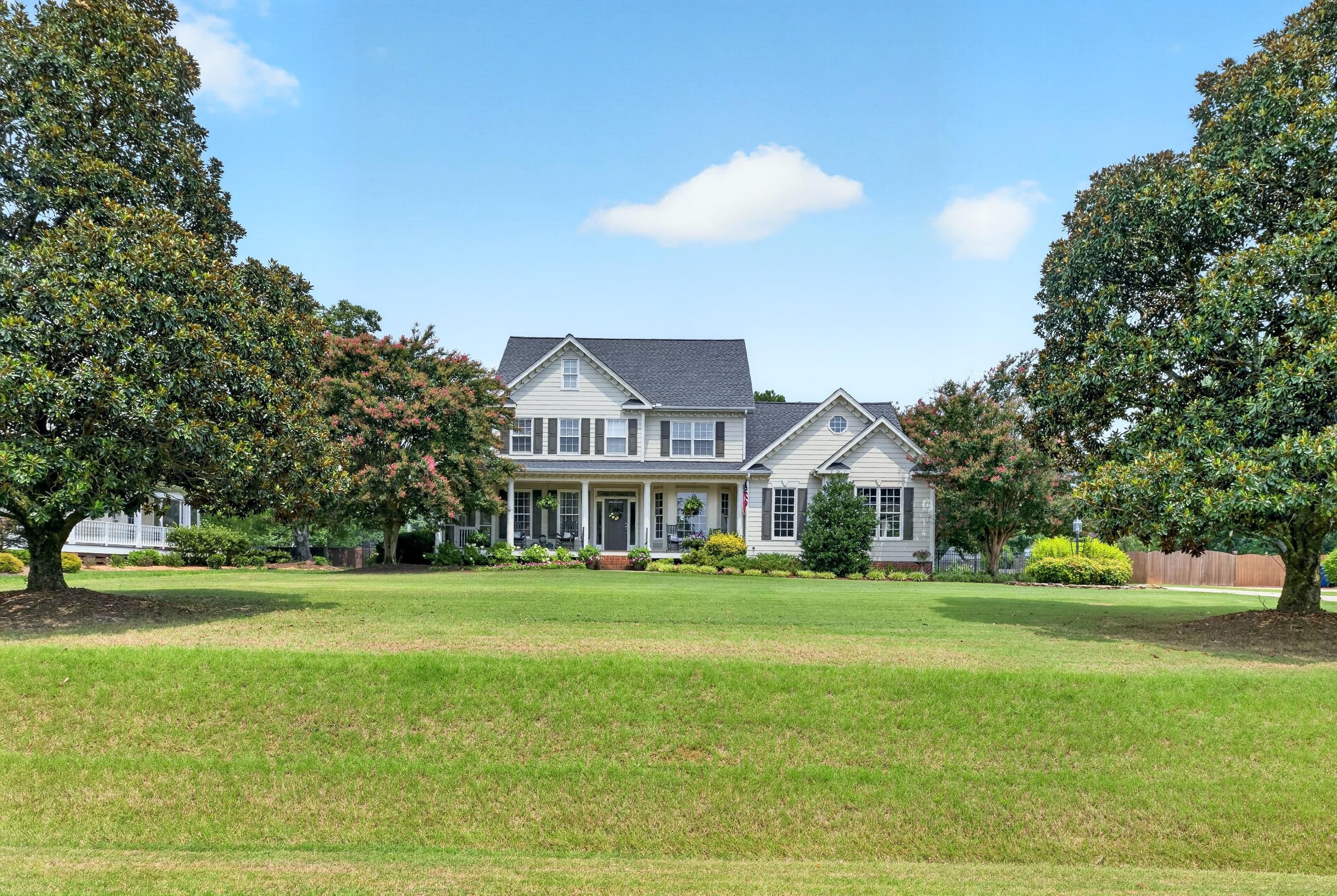Lovely Flat yard for play - 3024 Whitehart Lane, Raleigh, NC 27606, Raleigh