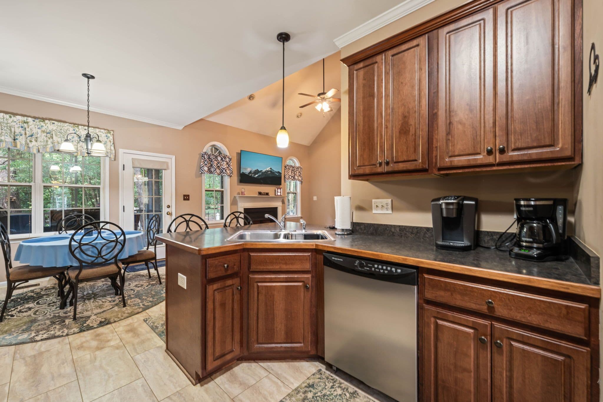11-web-or-mls-DSC00332.jpg - 120 Green Way, Four Oaks, NC 27524, Four Oaks