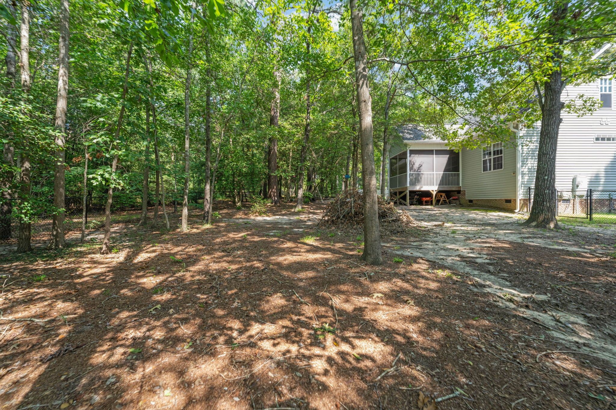 52-web-or-mls-DSC00553.jpg - 120 Green Way, Four Oaks, NC 27524, Four Oaks