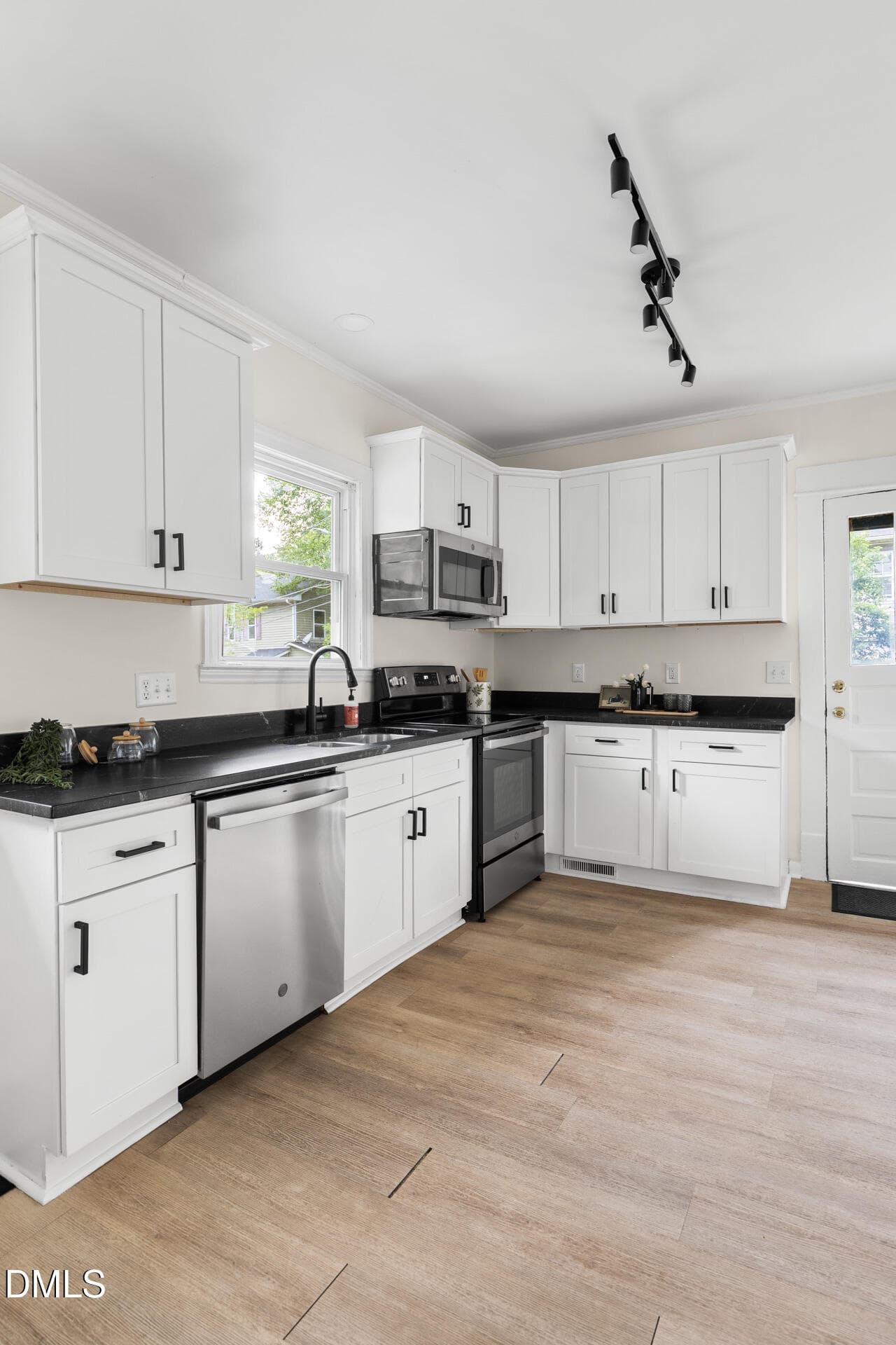 1200-Moreland-117 - 1200 Moreland Avenue, Durham, NC 27707