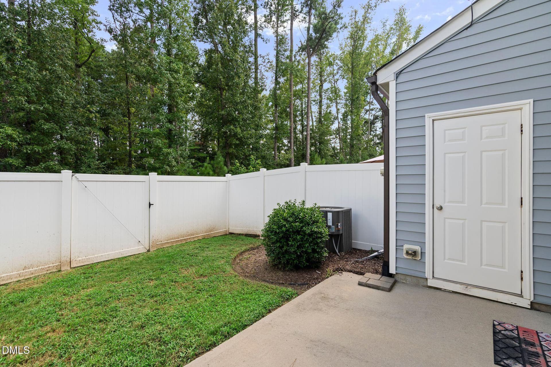 14_NJO09583 - 12 E Willow Trace Way, Clayton, NC 27527
