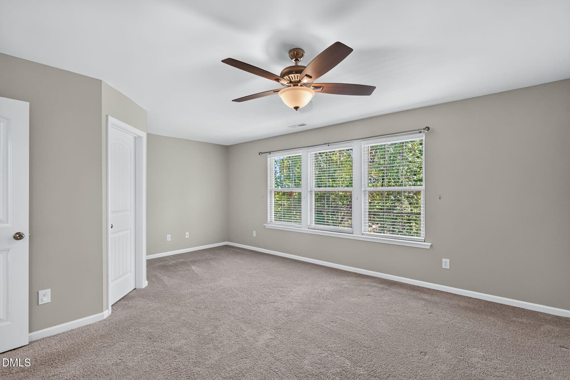 49_NJO09521 - 12 E Willow Trace Way, Clayton, NC 27527