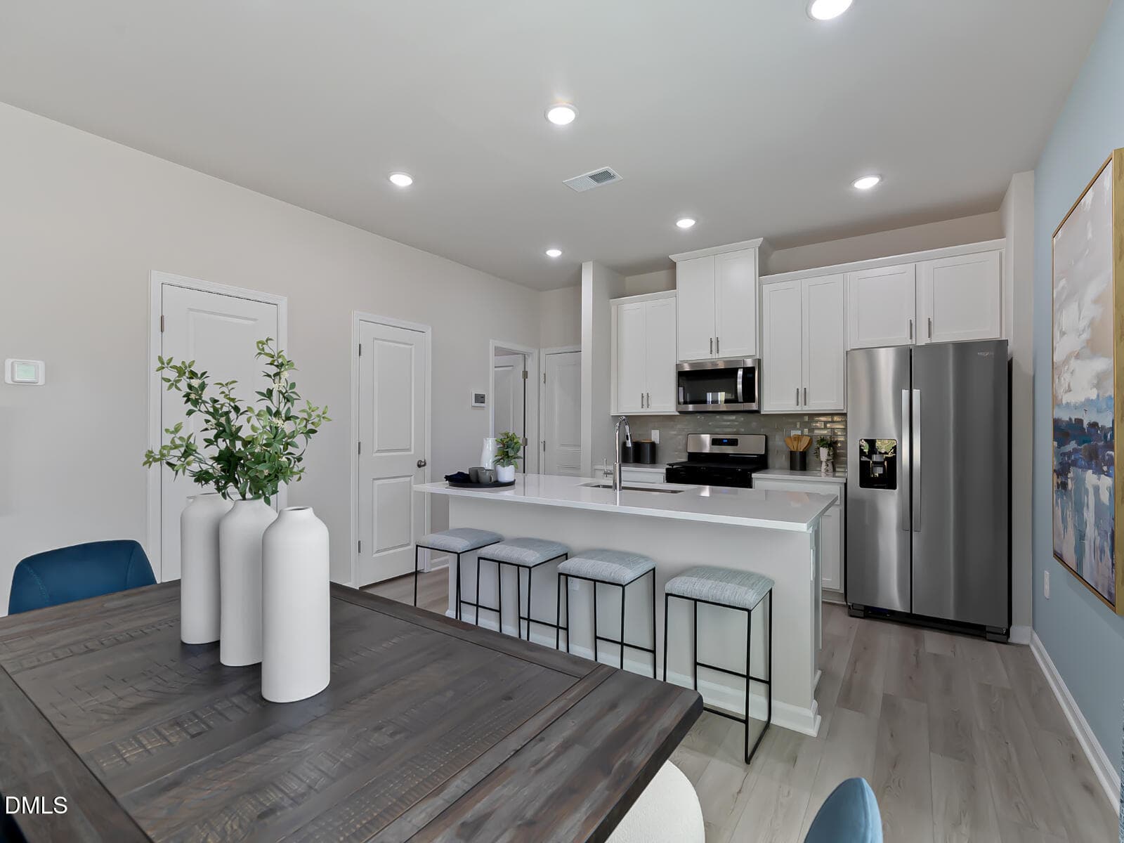 2_Lakewood_Dining - 6053 Spring Forest Road, Raleigh, NC 27616, Raleigh