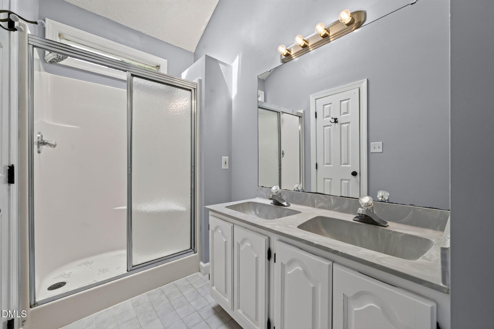 27-web-or-mls-3508 E Jameson Rd -27 - 3508 E Jameson Road, Raleigh, NC 27604, Raleigh