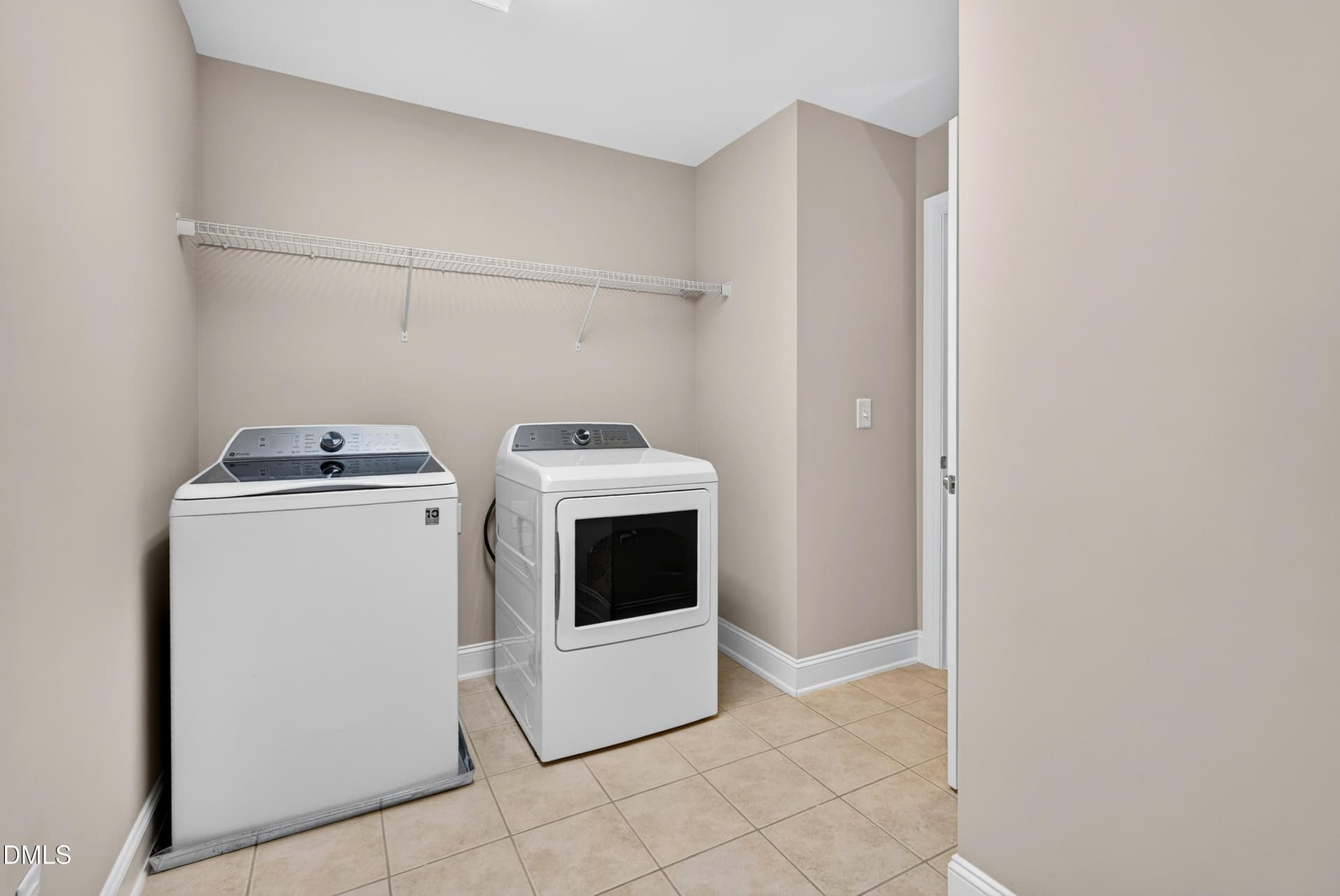 029 - 121 Harvestwood Drive, Apex, NC 27539