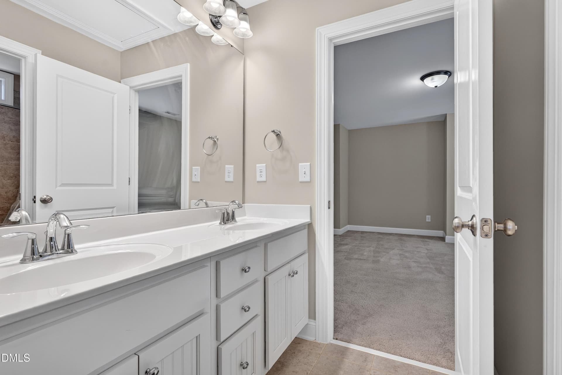 037 - 121 Harvestwood Drive, Apex, NC 27539