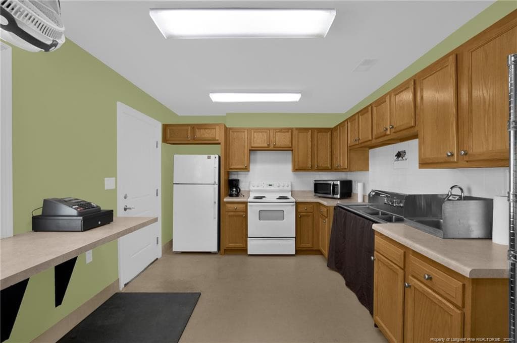 Photo 10 - 260 McGougan Road, Lumber Bridge, NC 28357