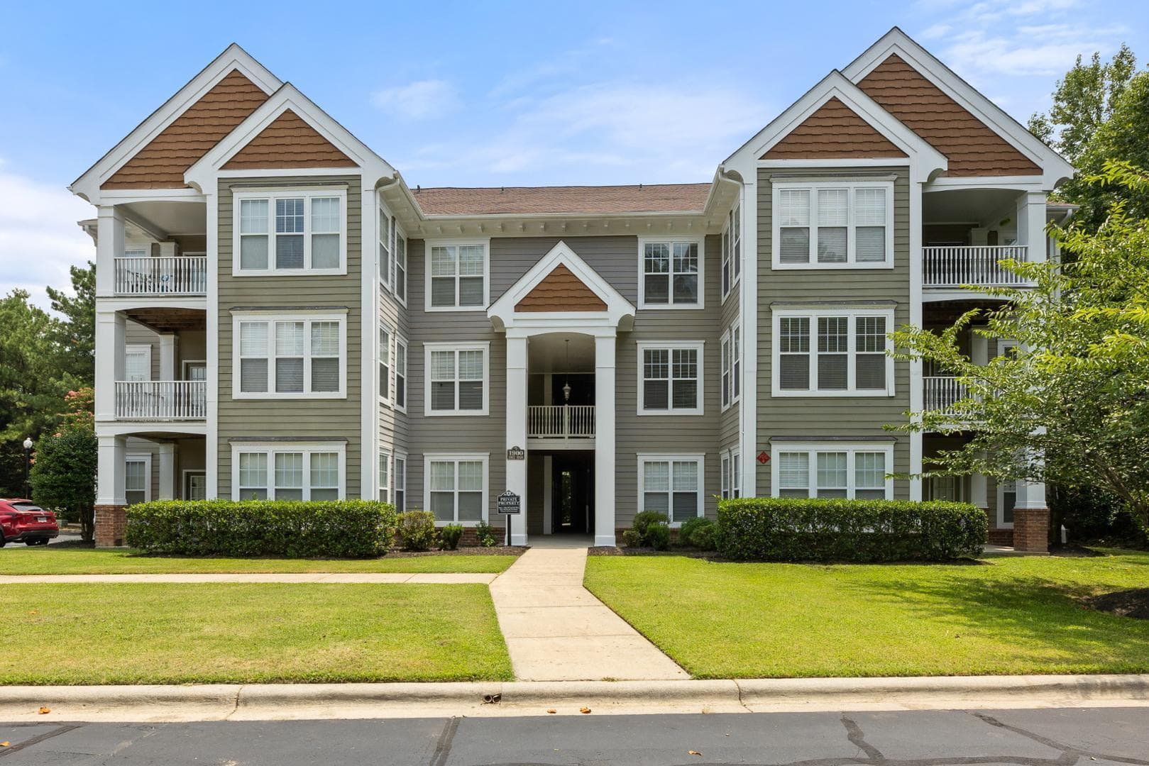 Photo #2 - 1922 Parkside Village Drive, Clayton, NC 27520