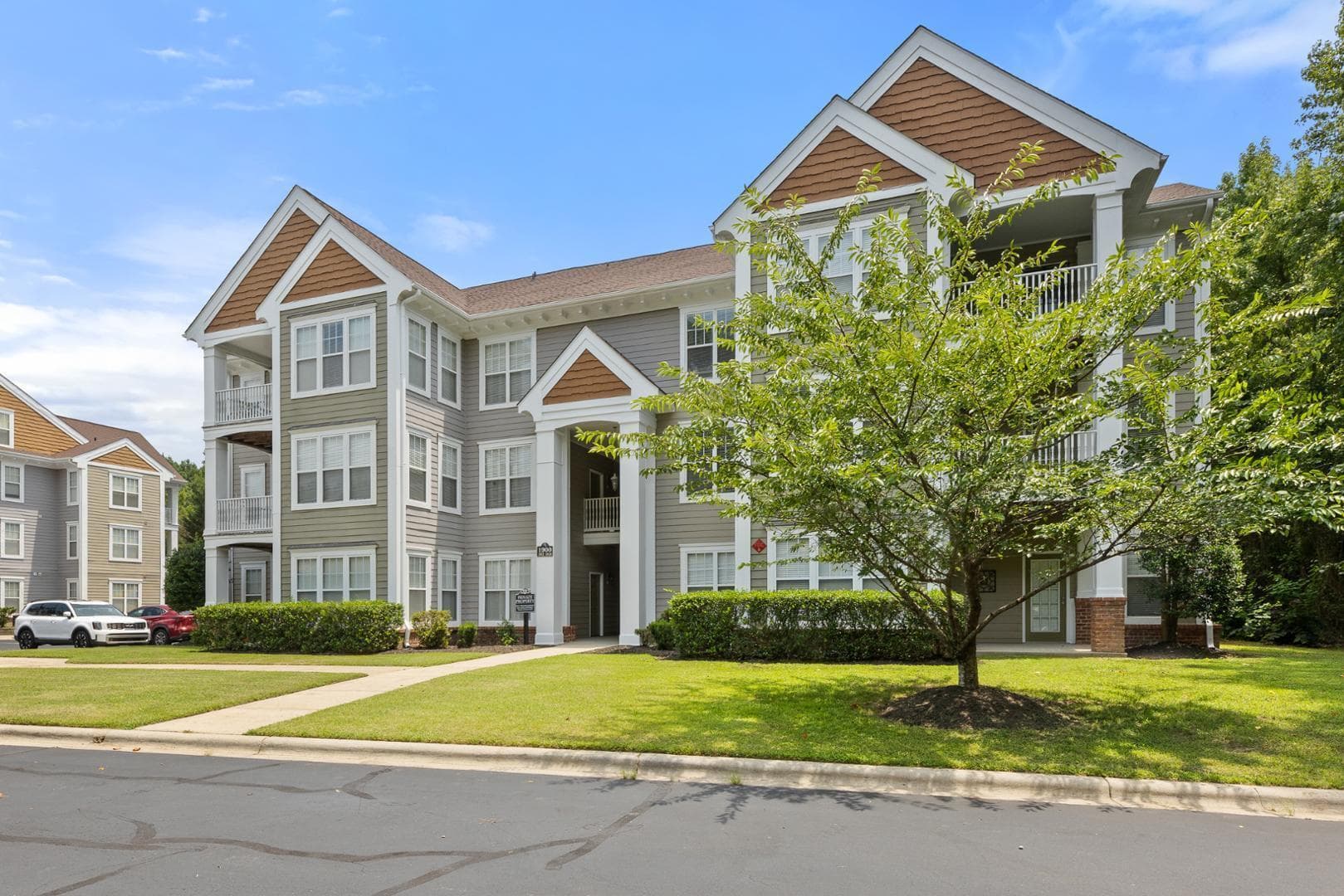 Photo #3 - 1922 Parkside Village Drive, Clayton, NC 27520