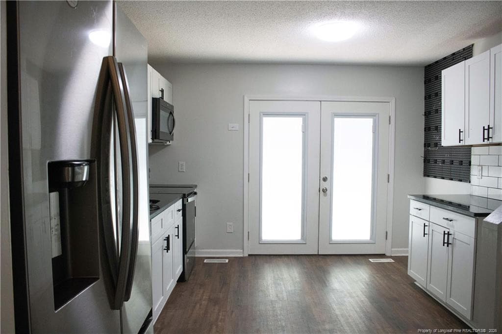 Photo 4 - 5839 Rivercroft Road, Fayetteville, NC 28304, Fayetteville