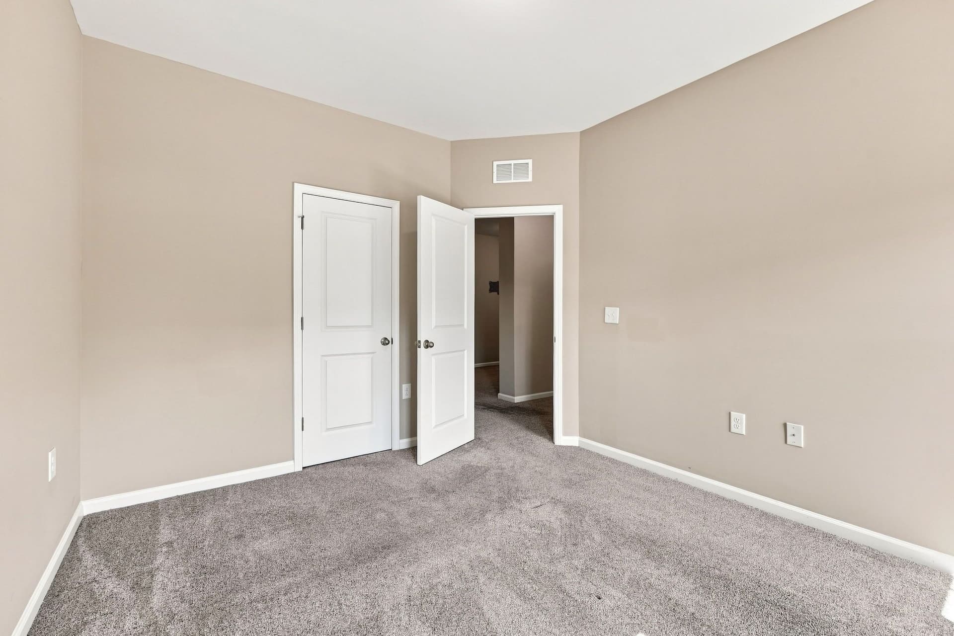 40-web-or-mls-IMG_4567_Edit.jpg - 409 Great Eno Path, Hillsborough, NC 27278