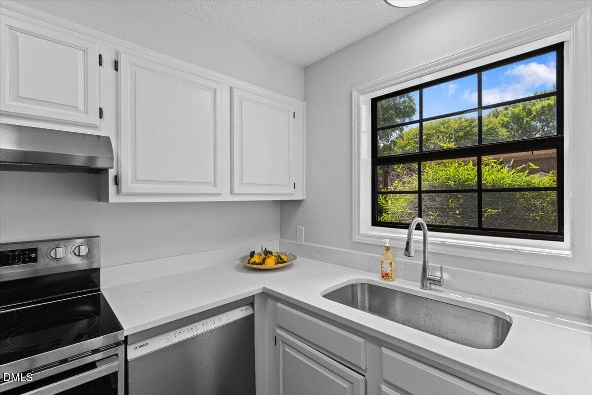 5 - 105 Fidelity Street A10, Carrboro, NC 27510, Carrboro