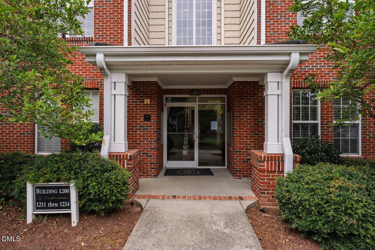1221ArborgateCir2-024 - 1221 Arborgate Circle, Chapel Hill, NC 27514, Chapel Hill