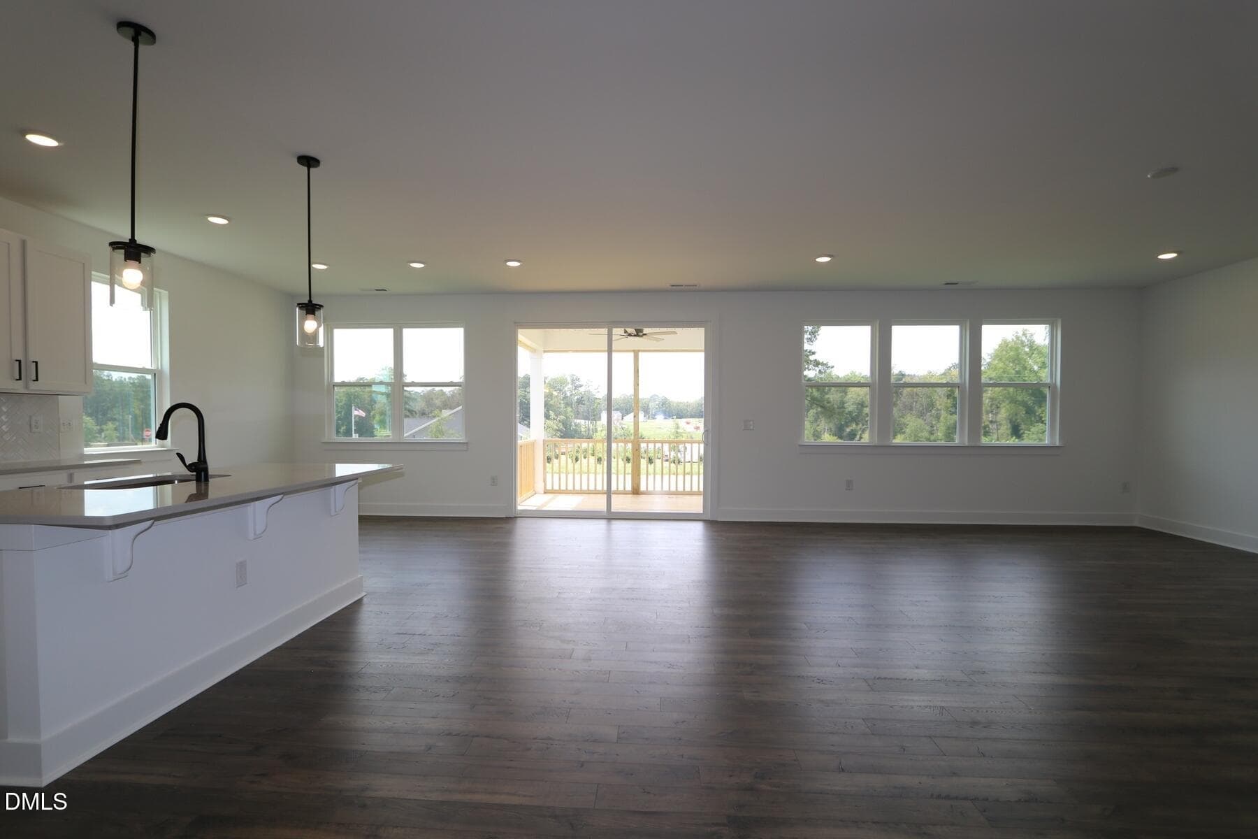[L69_z012]none12 - 35 Windward Place, Lillington, NC 27546