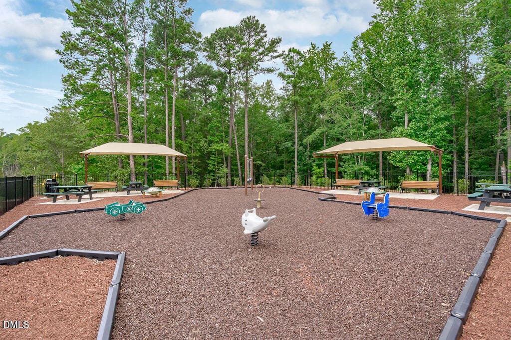 20260723214407478417000000-o - 1204 Russet Lane, Apex, NC 27523