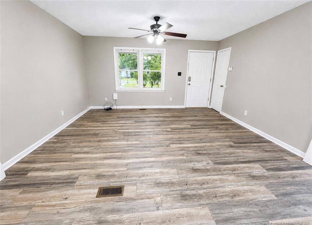 Photo 6 - 5934 Braxton Road, Hope Mills, NC 28348