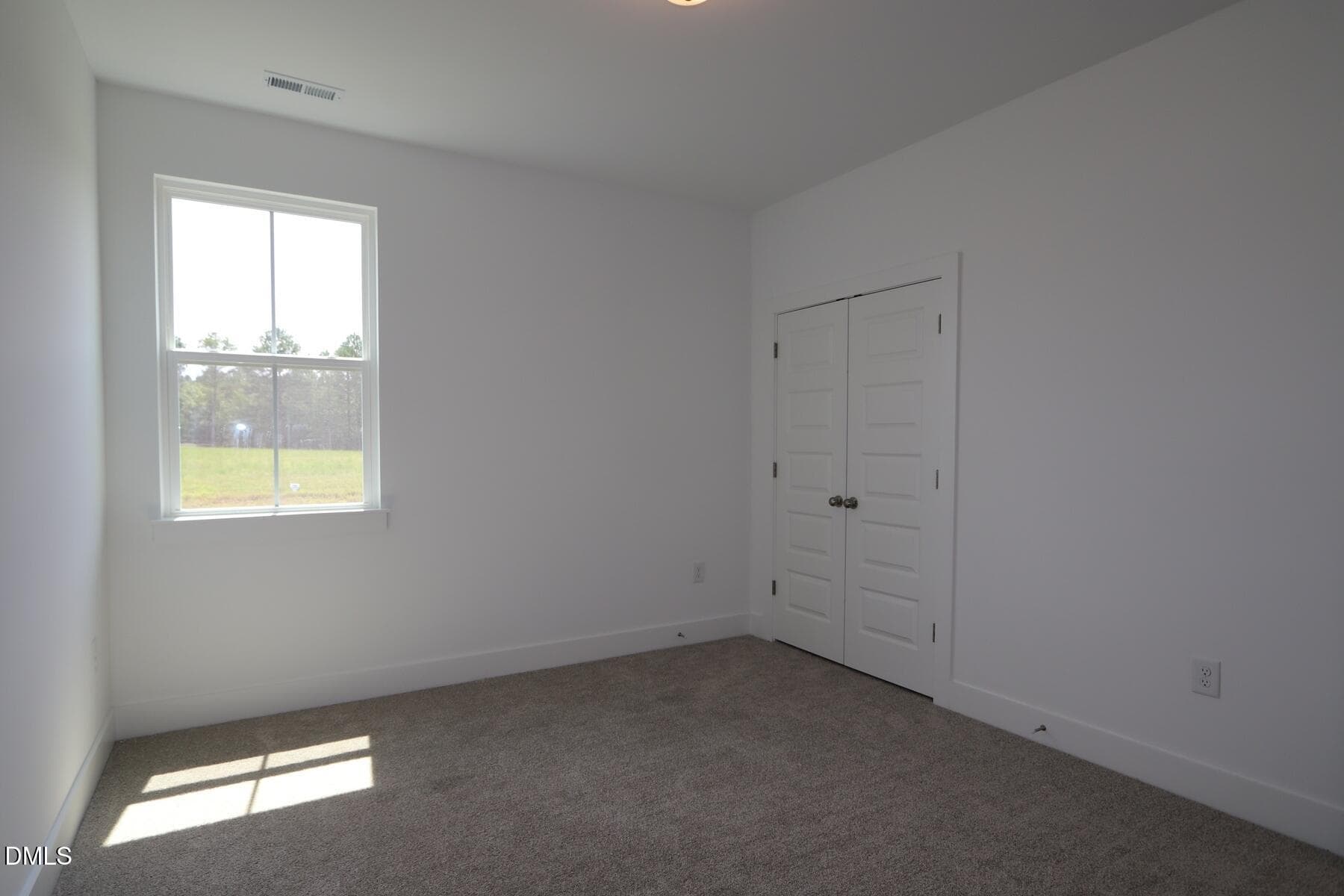 [L70_z035]none35 - 17 Windward Place, Lillington, NC 27546