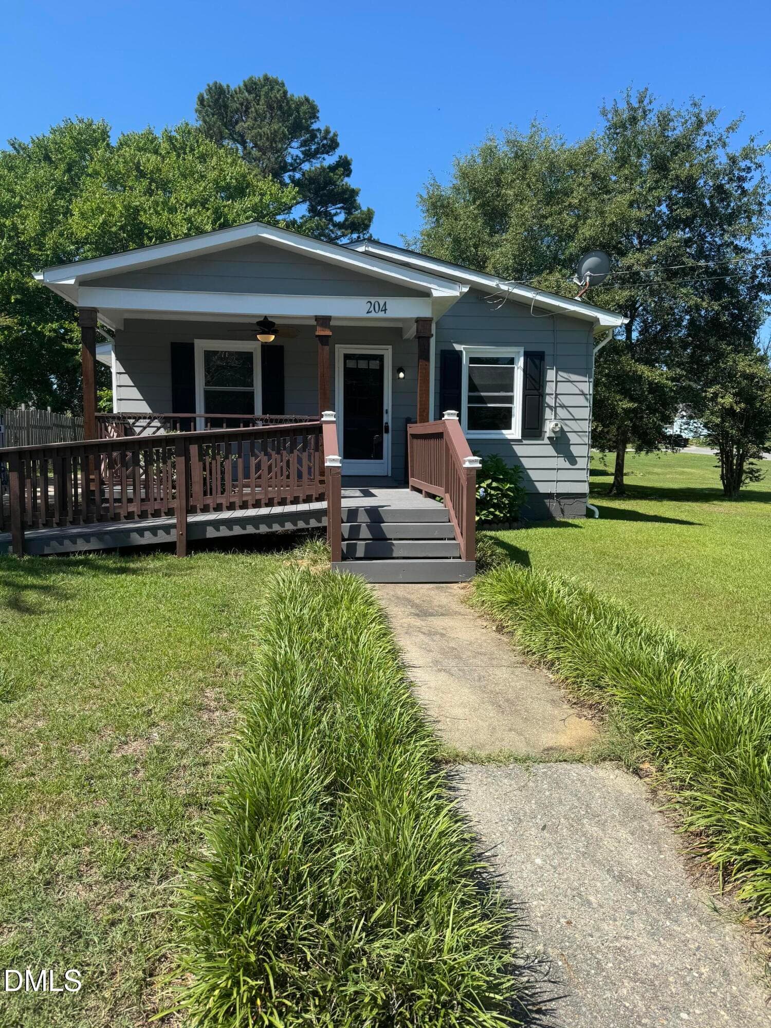 204 E Branch Street, Benson, NC 27504