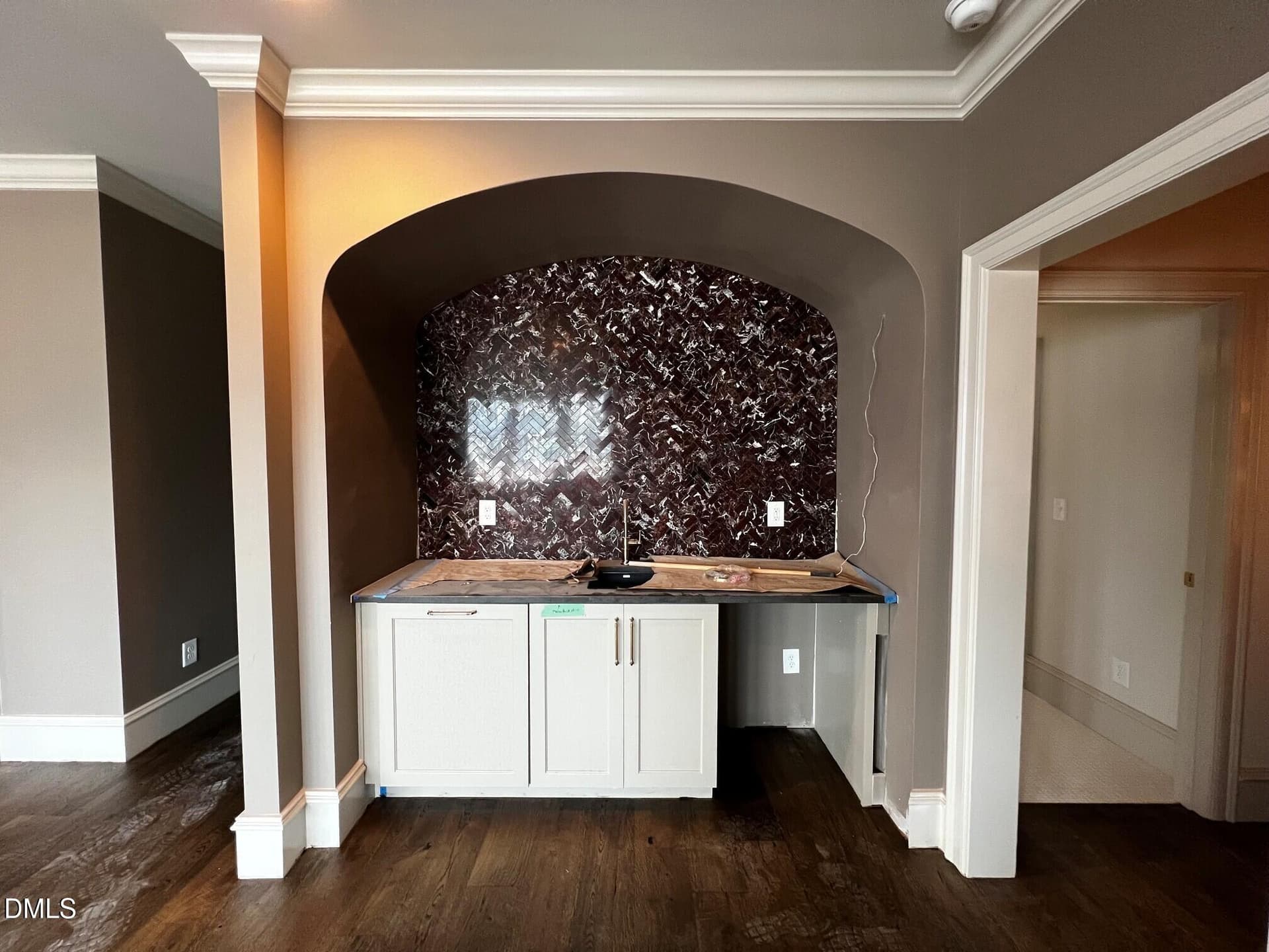 rec room wet bar - 1008 Oldfourth Lane, Durham, NC 27707