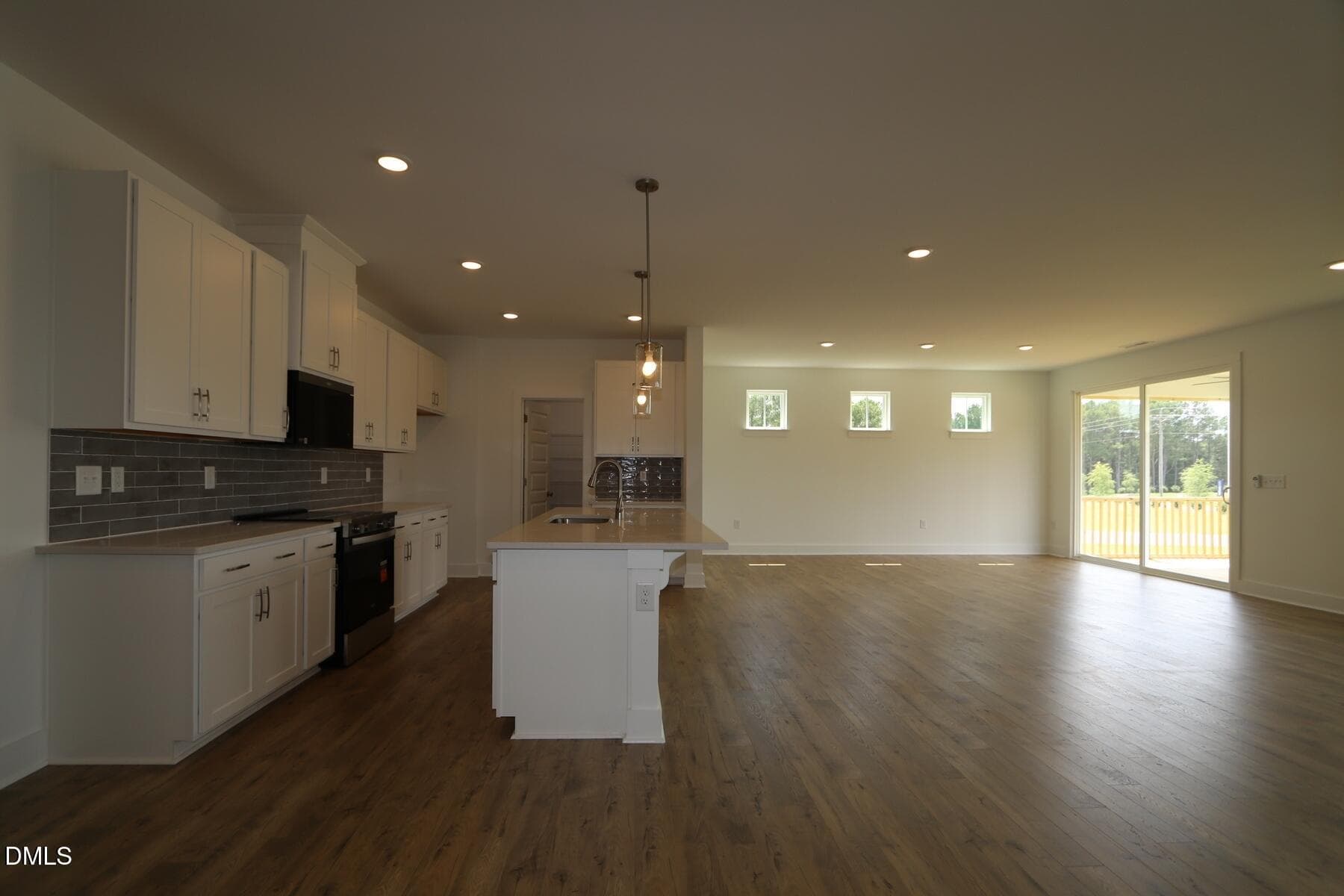 [L70_z010]none10 - 17 Windward Place, Lillington, NC 27546