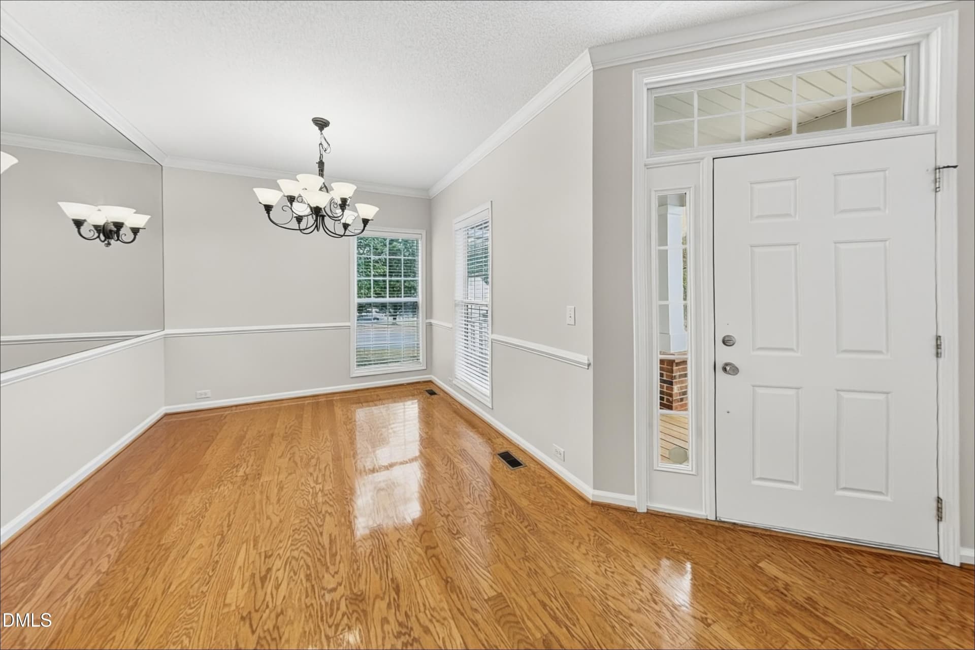 04_Dining_Room-01 - 1489 Big Leaf Loop, Apex, NC 27502