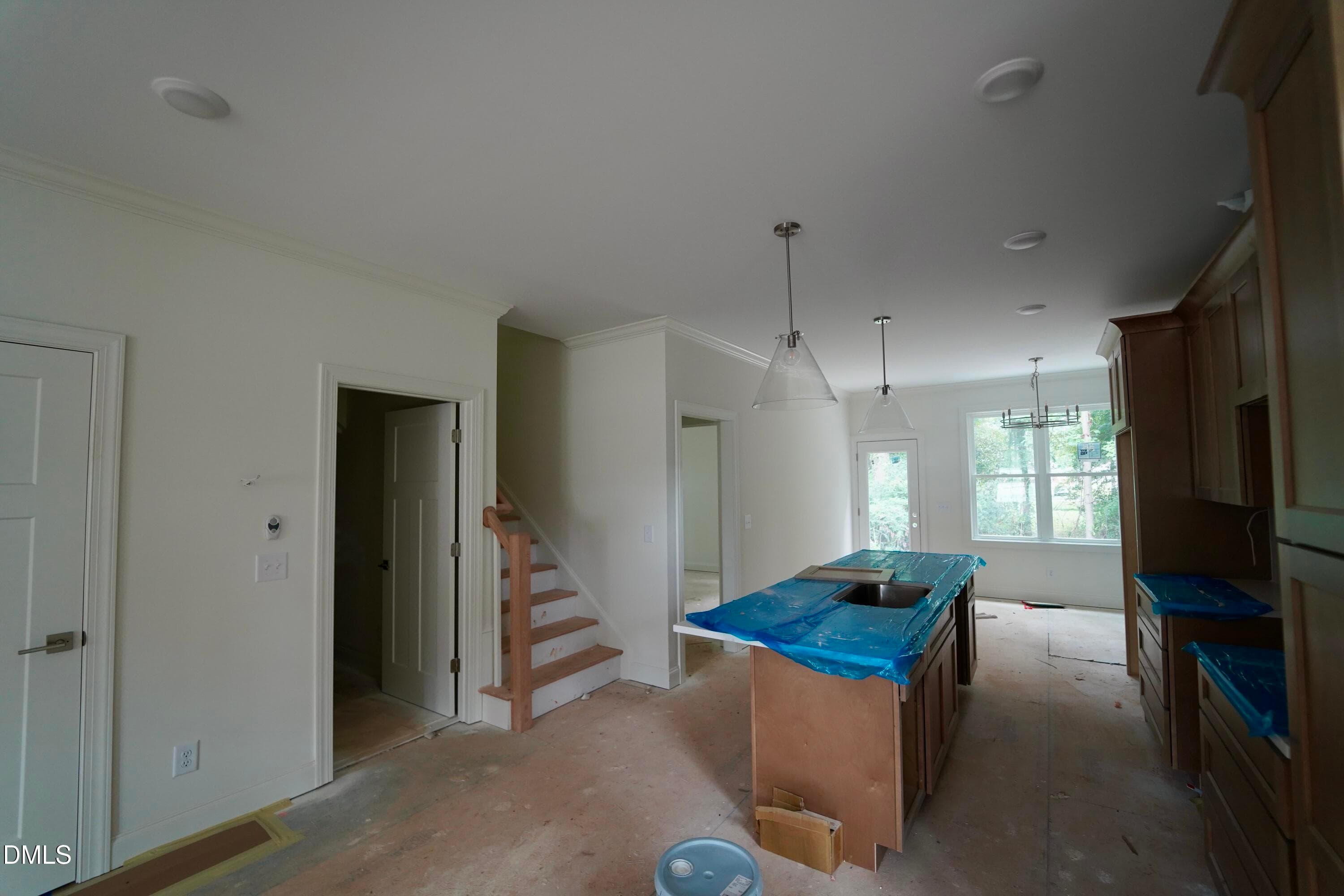 DSC08646 - 209 W Franklin Street, Zebulon, NC 27597