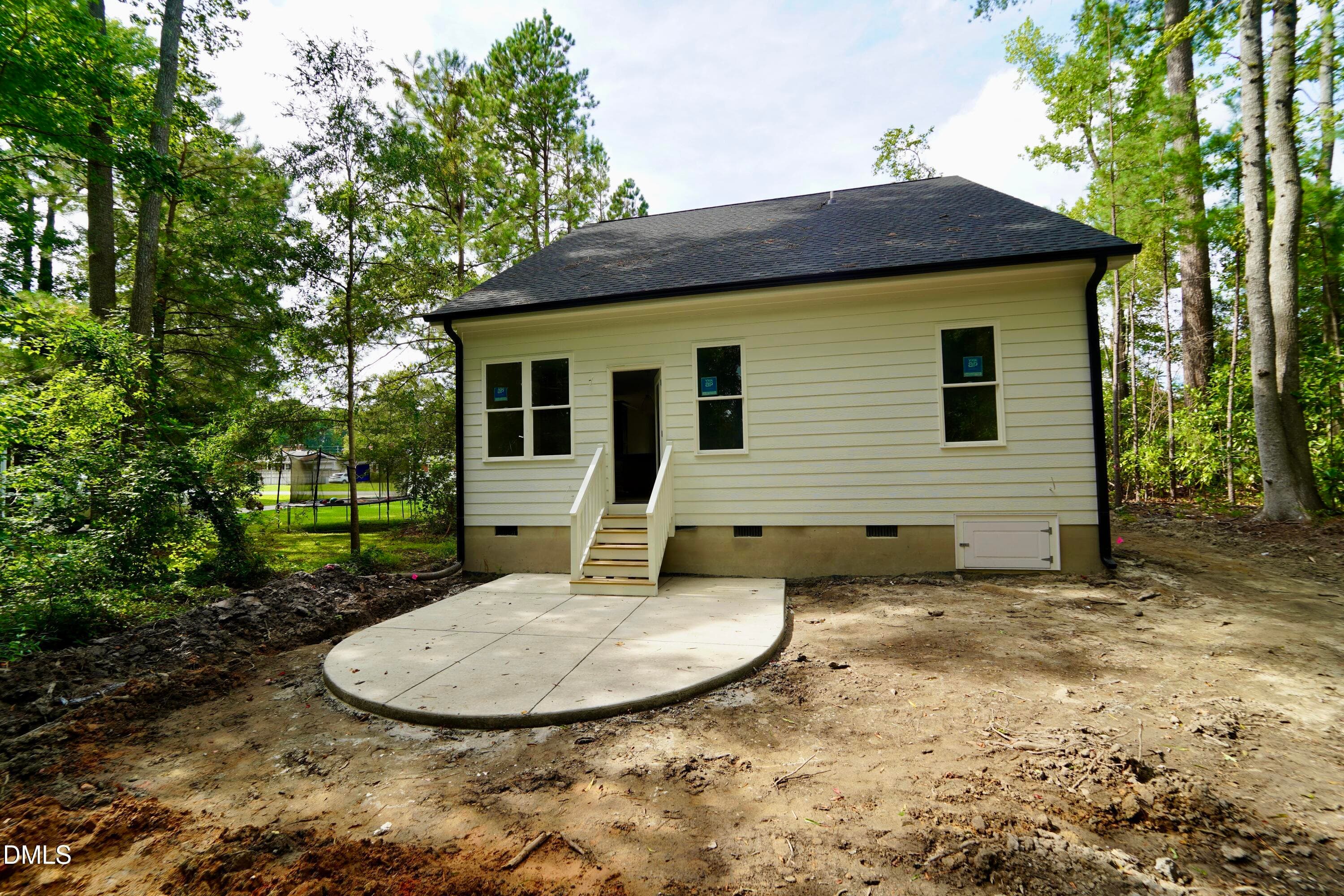 DSC08637 - 209 W Franklin Street, Zebulon, NC 27597