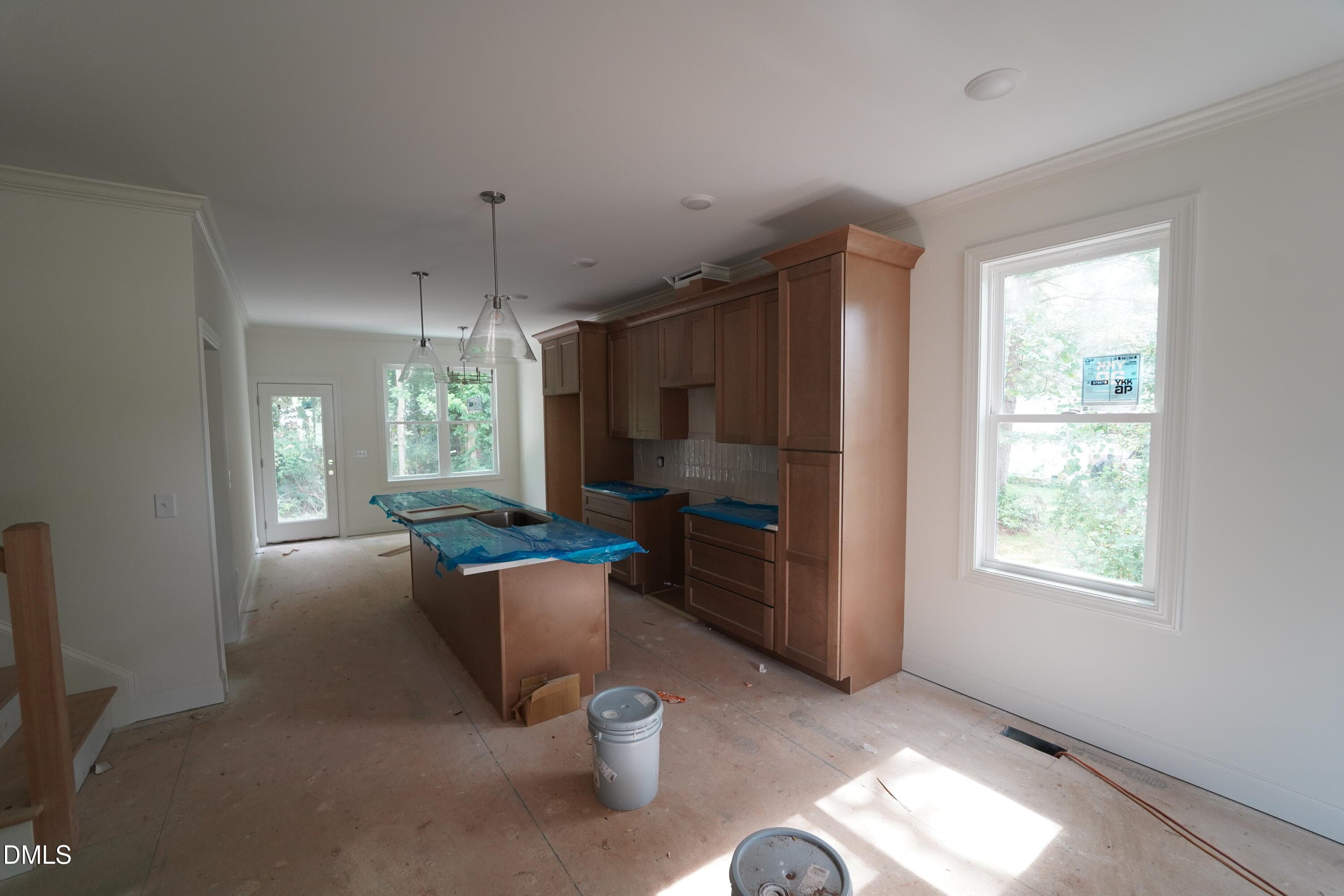 DSC08629 - 209 W Franklin Street, Zebulon, NC 27597