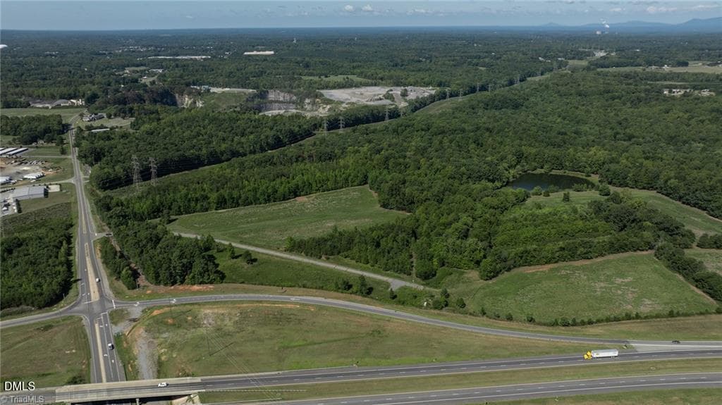 5701- N 220-18 - 5701 Us-220, Stokesdale, NC 27357