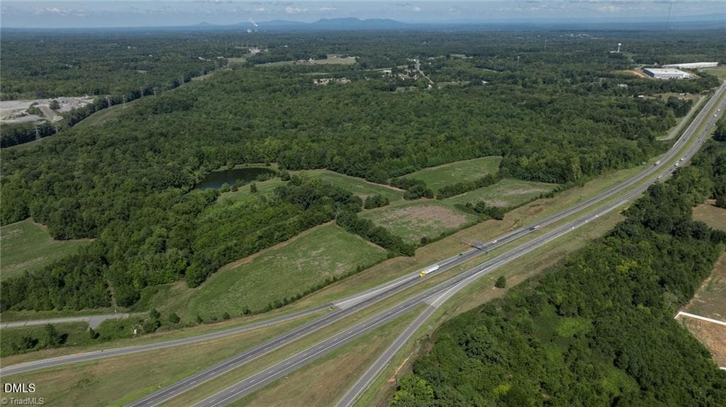5701- N 220-17 - 5701 Us-220, Stokesdale, NC 27357, Stokesdale