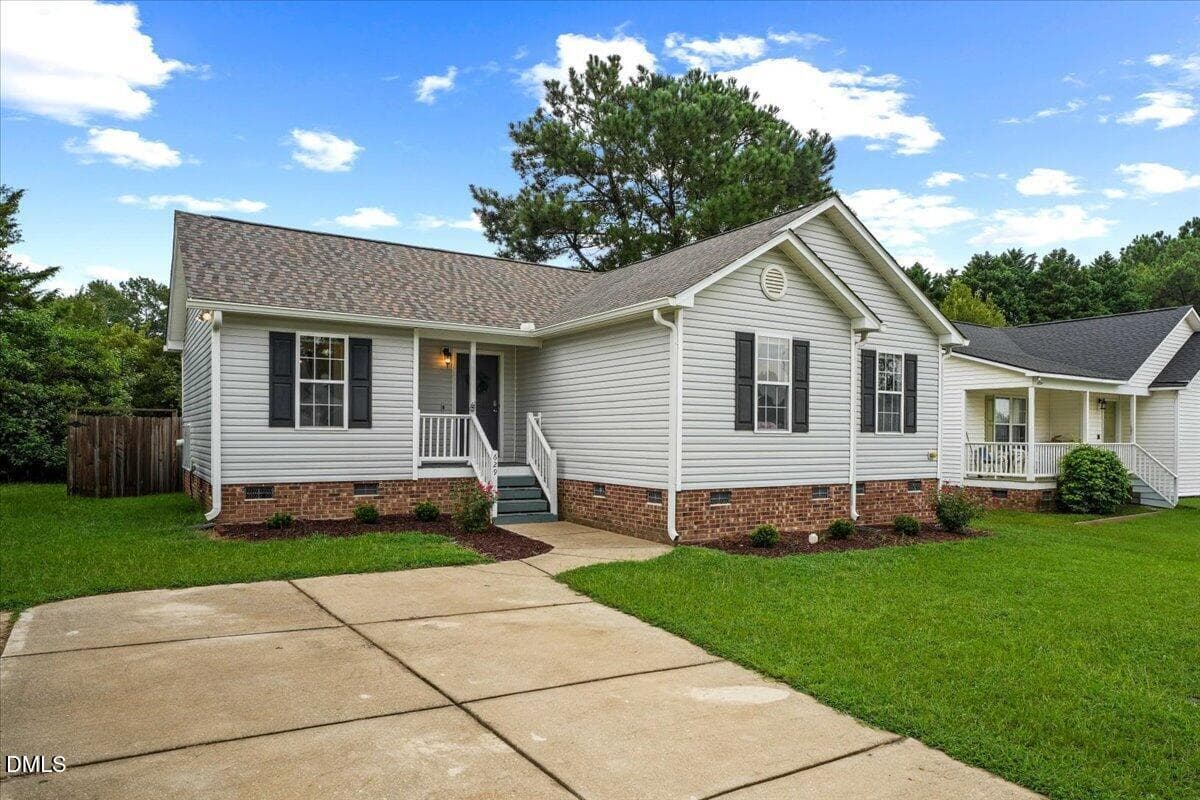 03-629 Avondale Dr-3 - 629 Avondale Drive, Clayton, NC 27520
