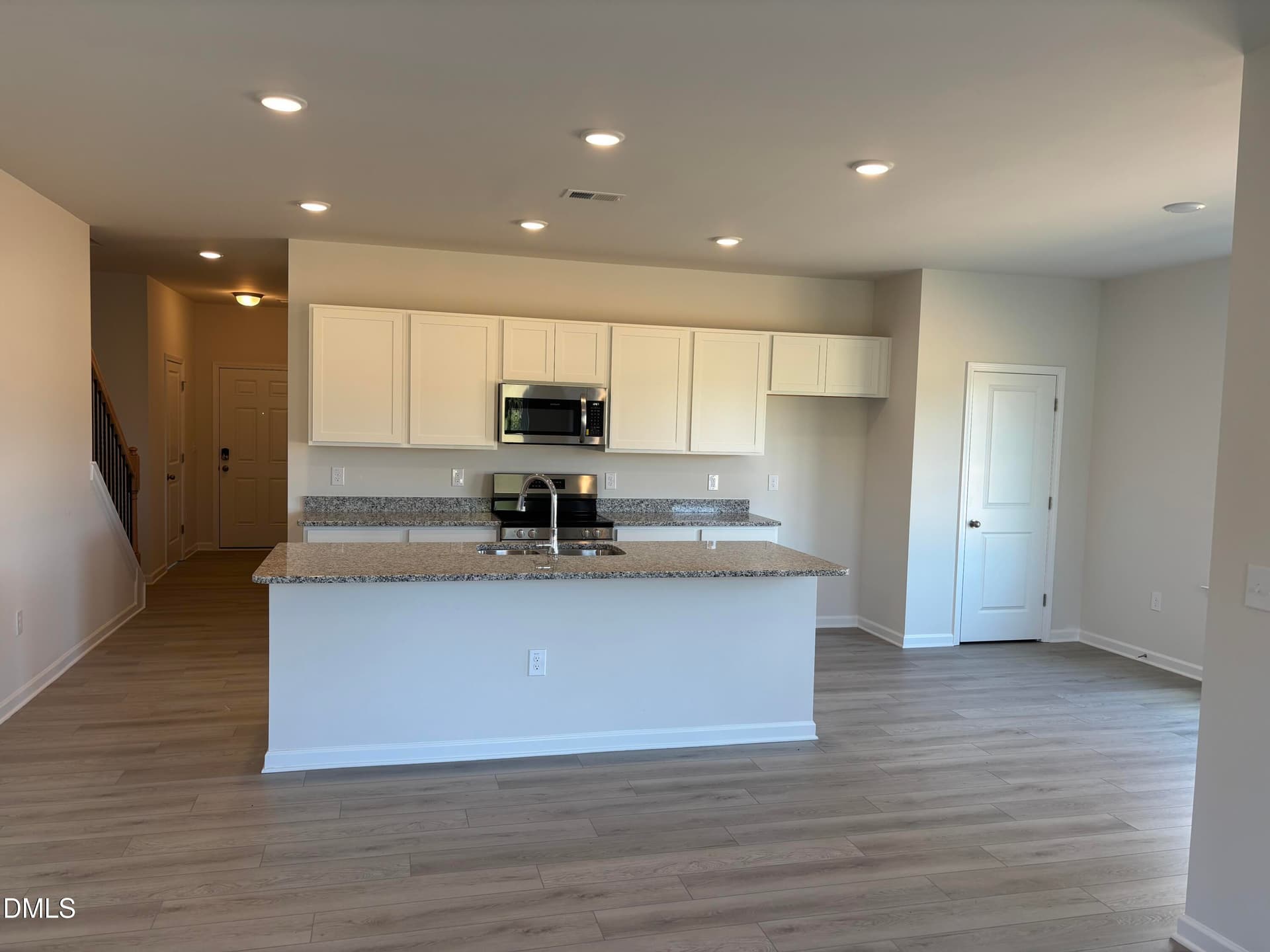 Open Concept - 29 Gresham Court, Dunn, NC 28334