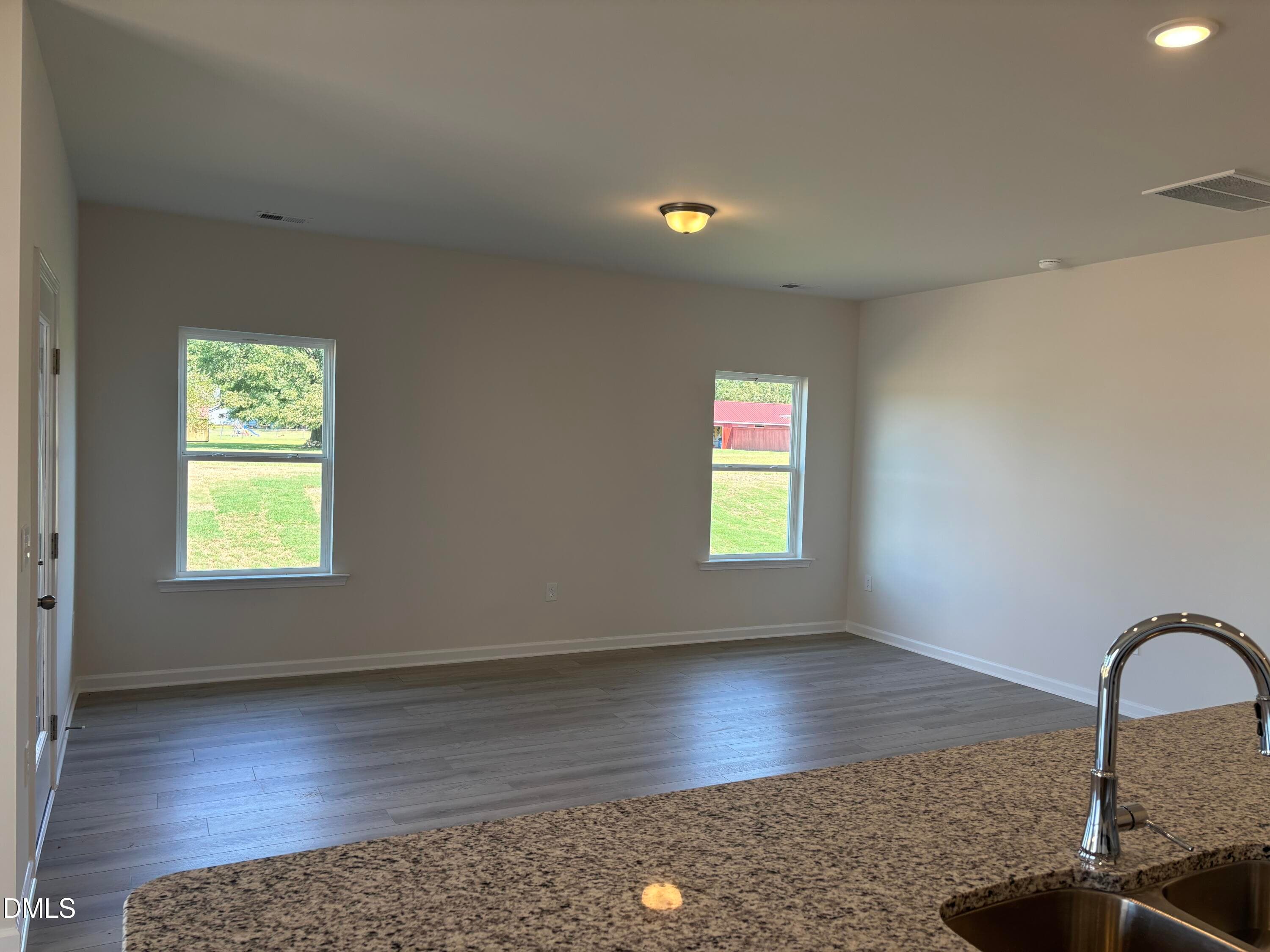 Family Room - 29 Gresham Court, Dunn, NC 28334
