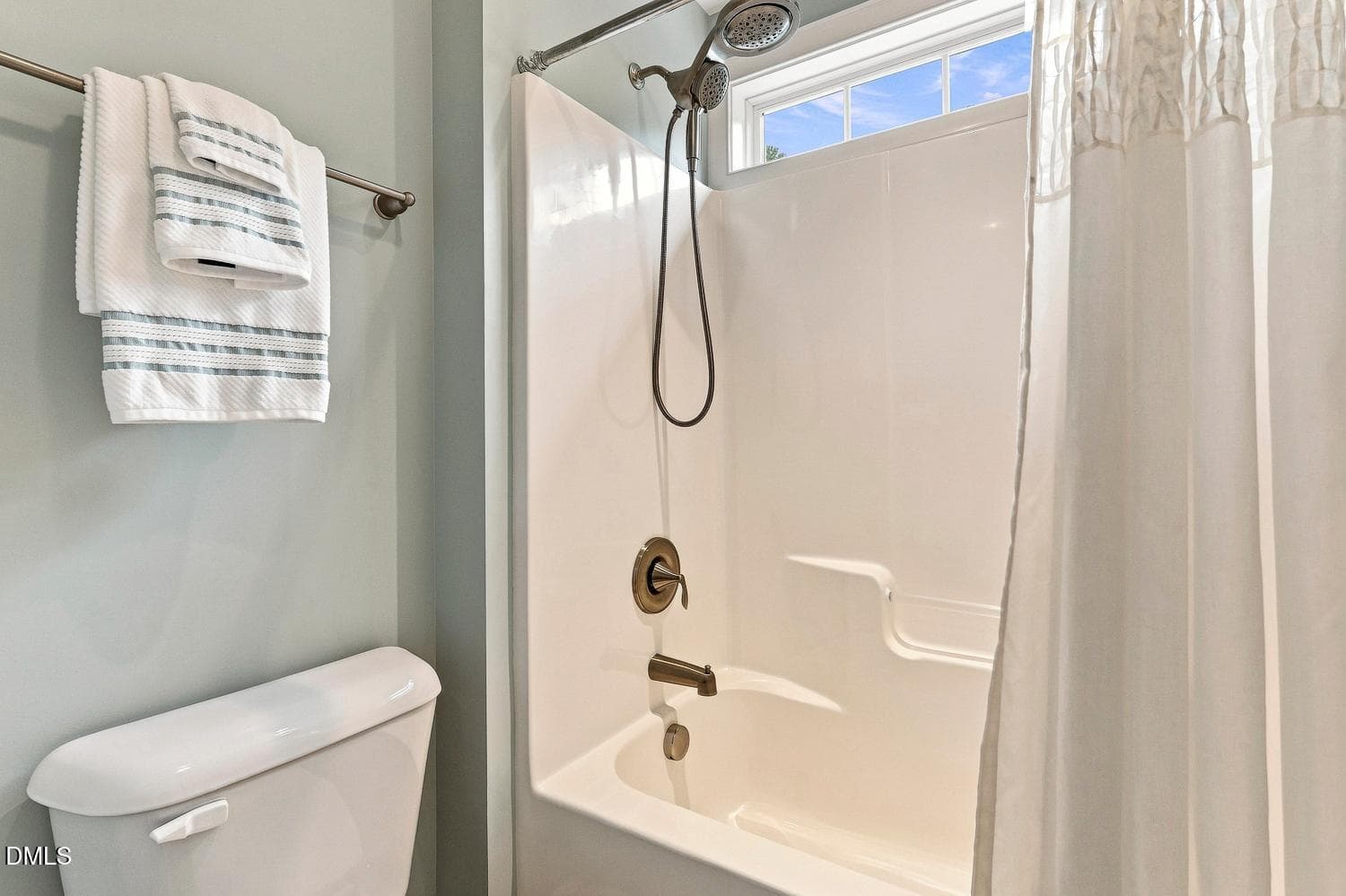 056-018-Bathroom 2-1500x999 - 1993 Steeple Chase Bend, Apex, NC 27502