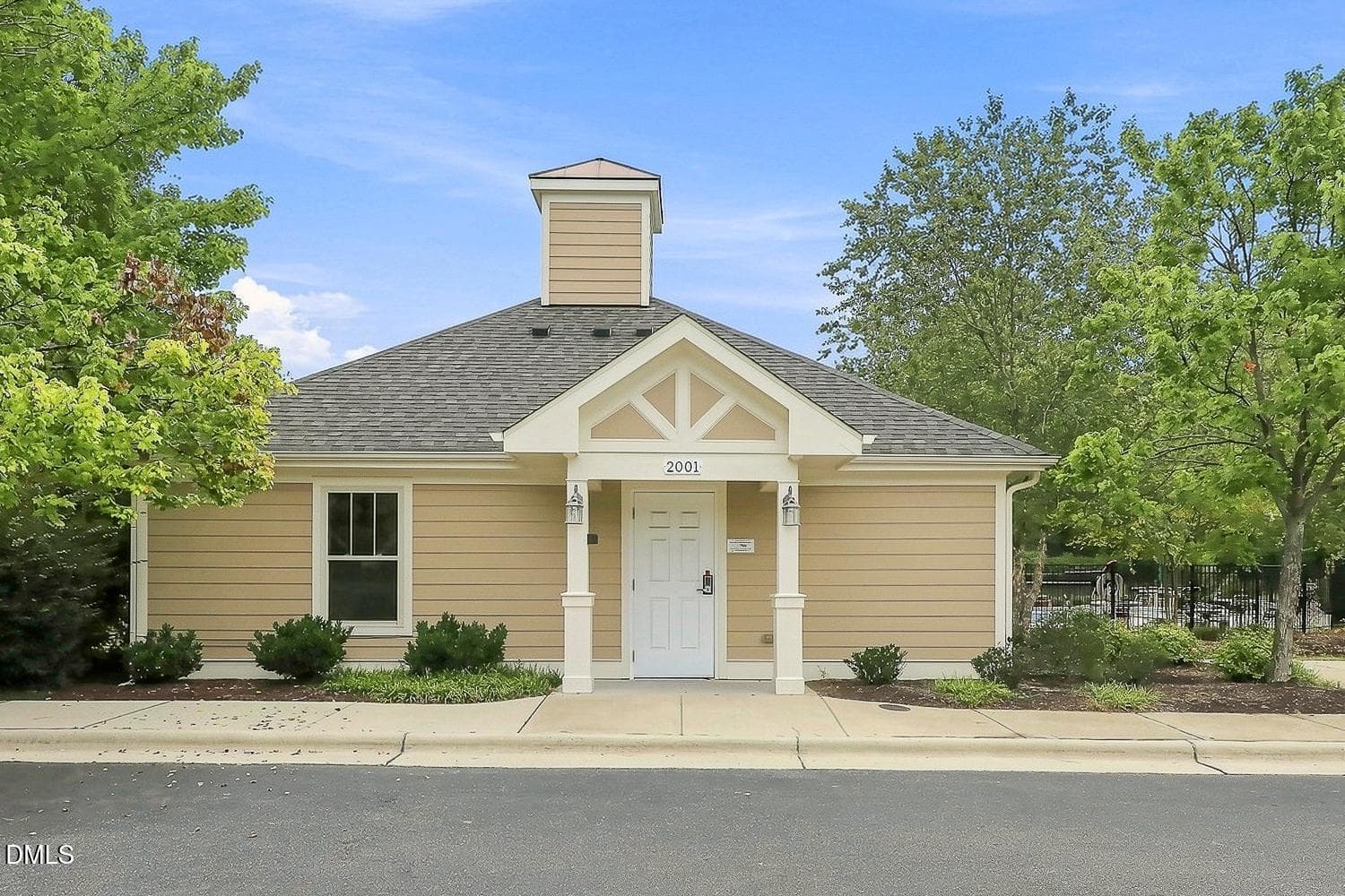 088-085-Community Pool-1500x1000 - 1993 Steeple Chase Bend, Apex, NC 27502