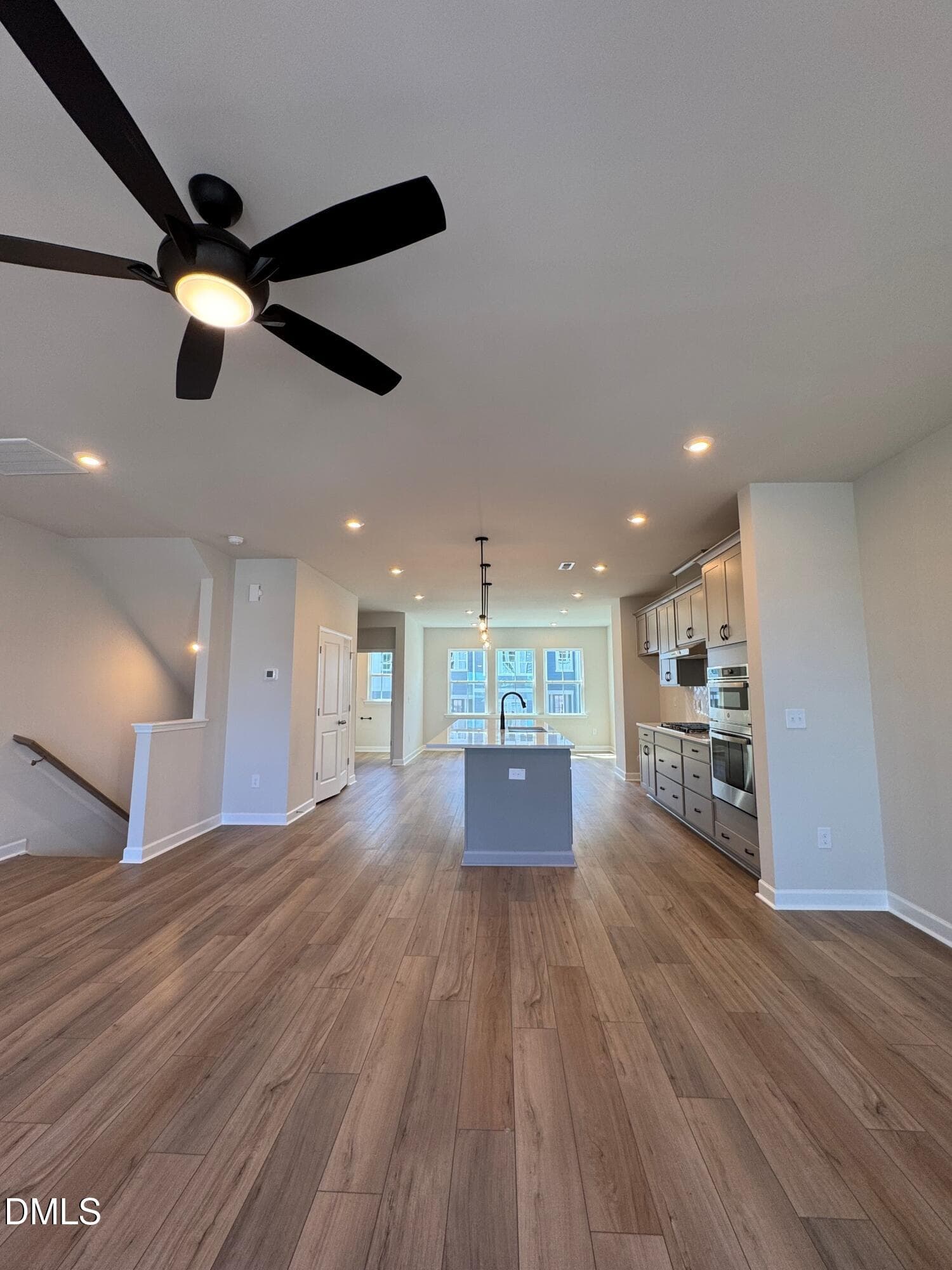 HVM46 family to dining - 706 Hyperion Alley, Wake Forest, NC 27587
