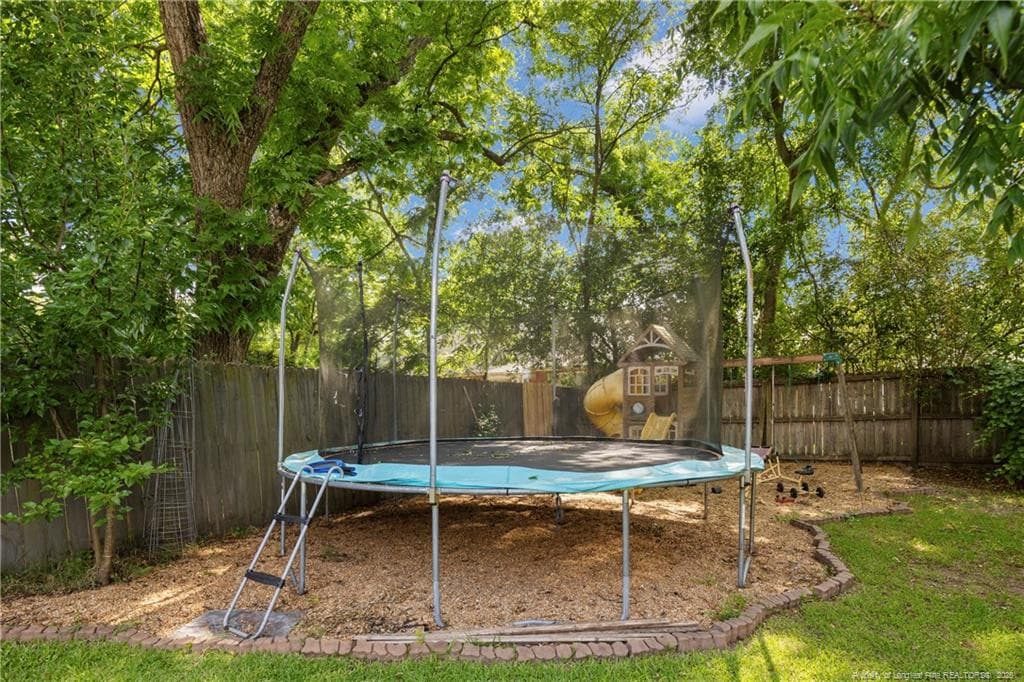 Photo 10 - 405 Cape Fear Avenue, Fayetteville, NC 28303, Fayetteville